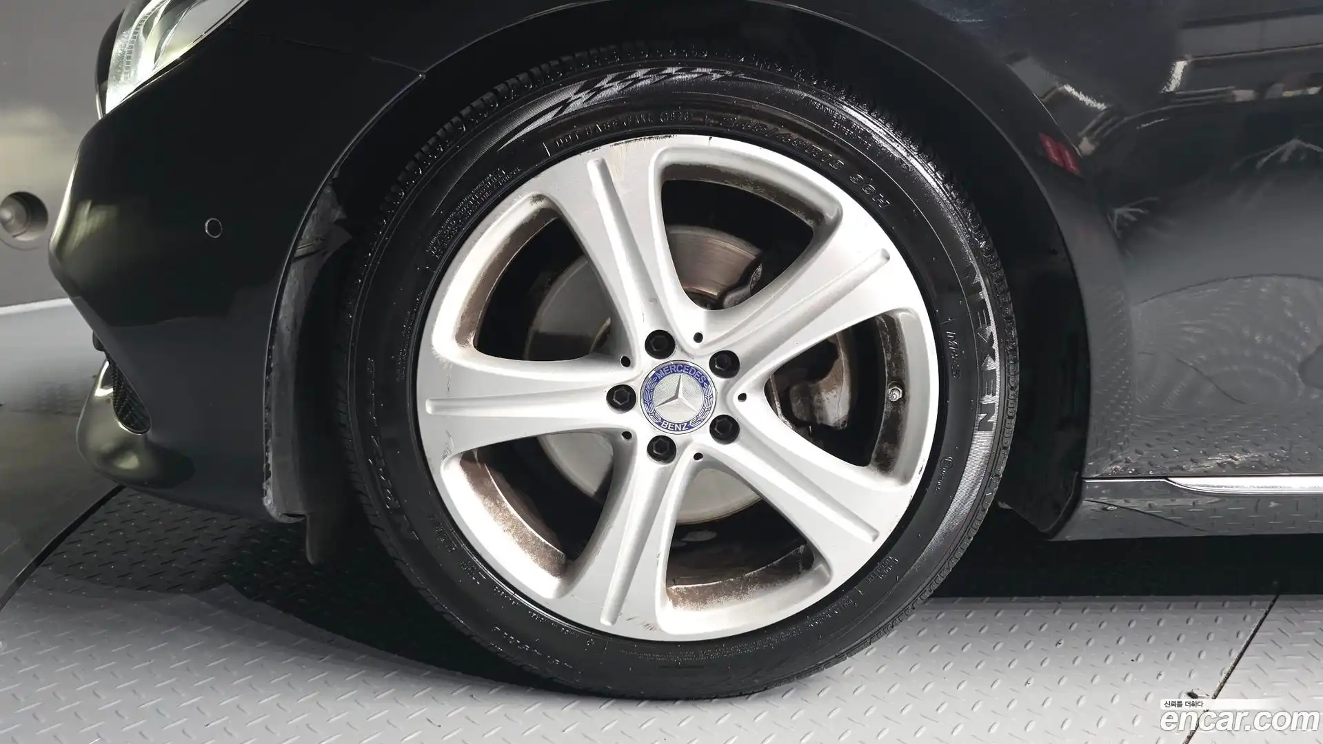 E-Class Mercedes-Benz 2017.3-OUTER-005