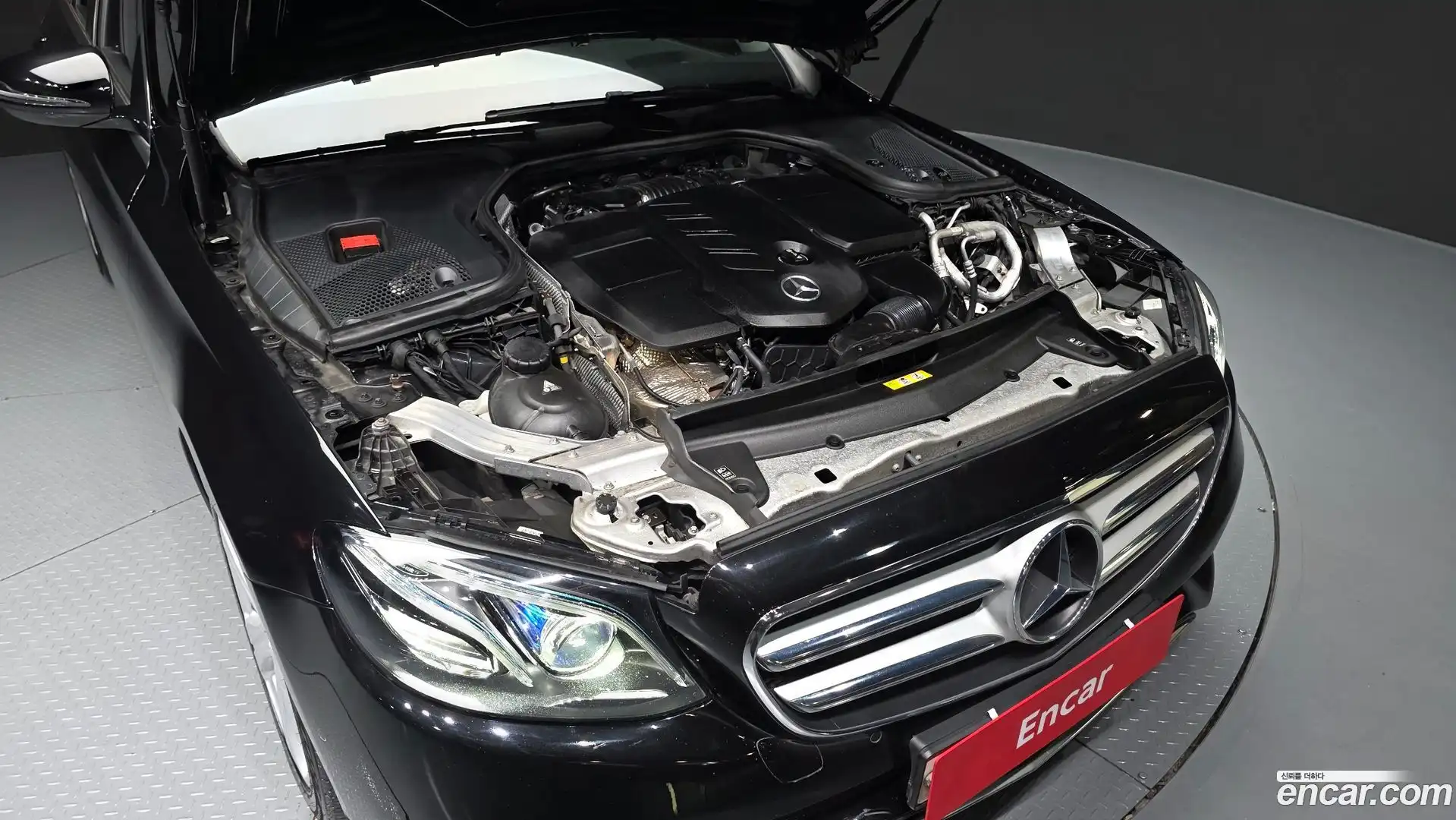 E-Class Mercedes-Benz 2017.3-OUTER-006
