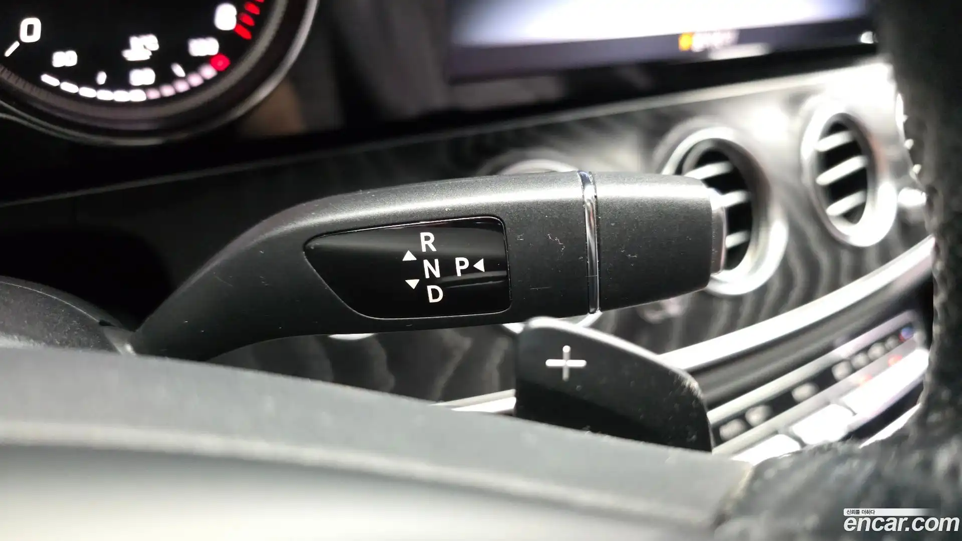E-Class Mercedes-Benz 2017.3-INNER-009