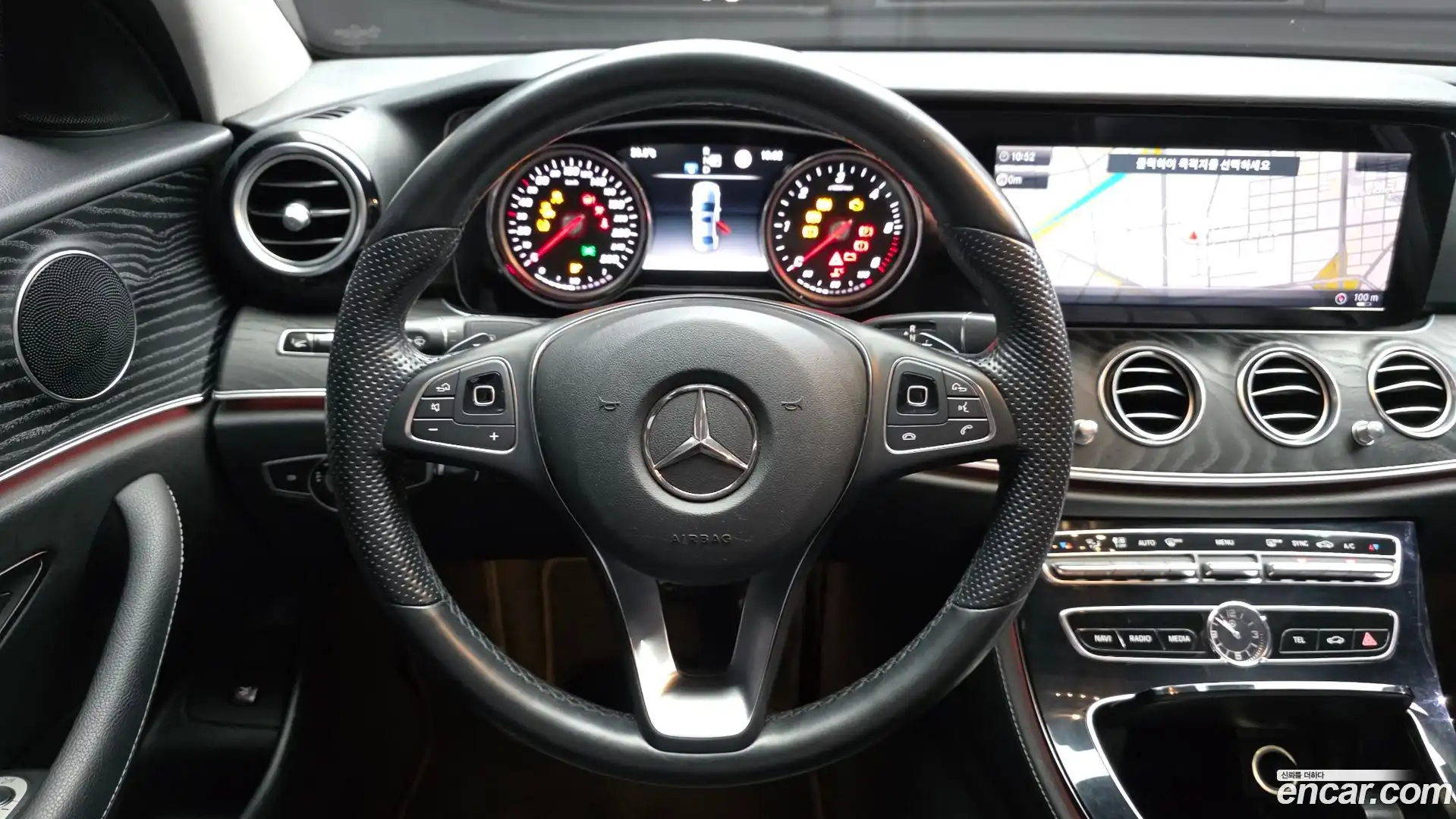 E-Class Mercedes-Benz 2017.3-OPTION-017