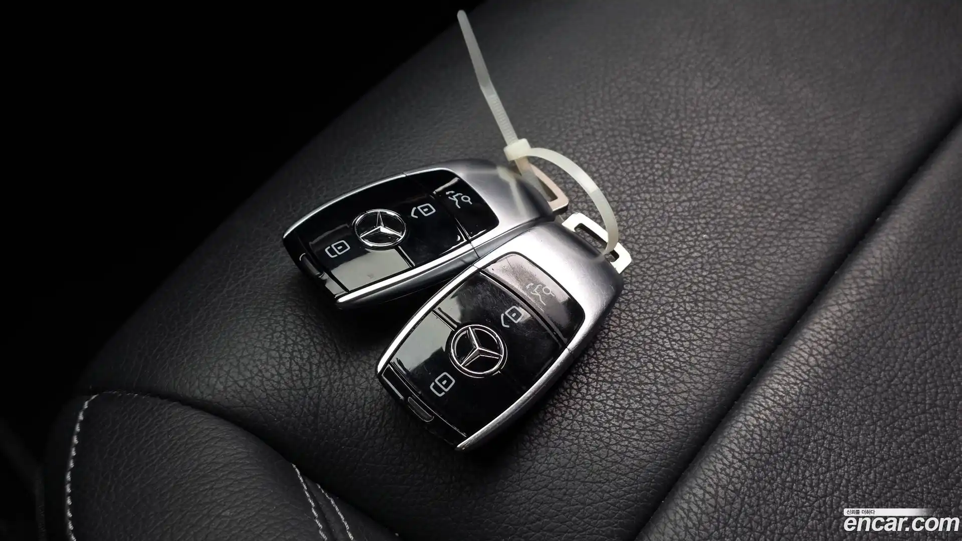 E-Class Mercedes-Benz 2017.3-OPTION-022