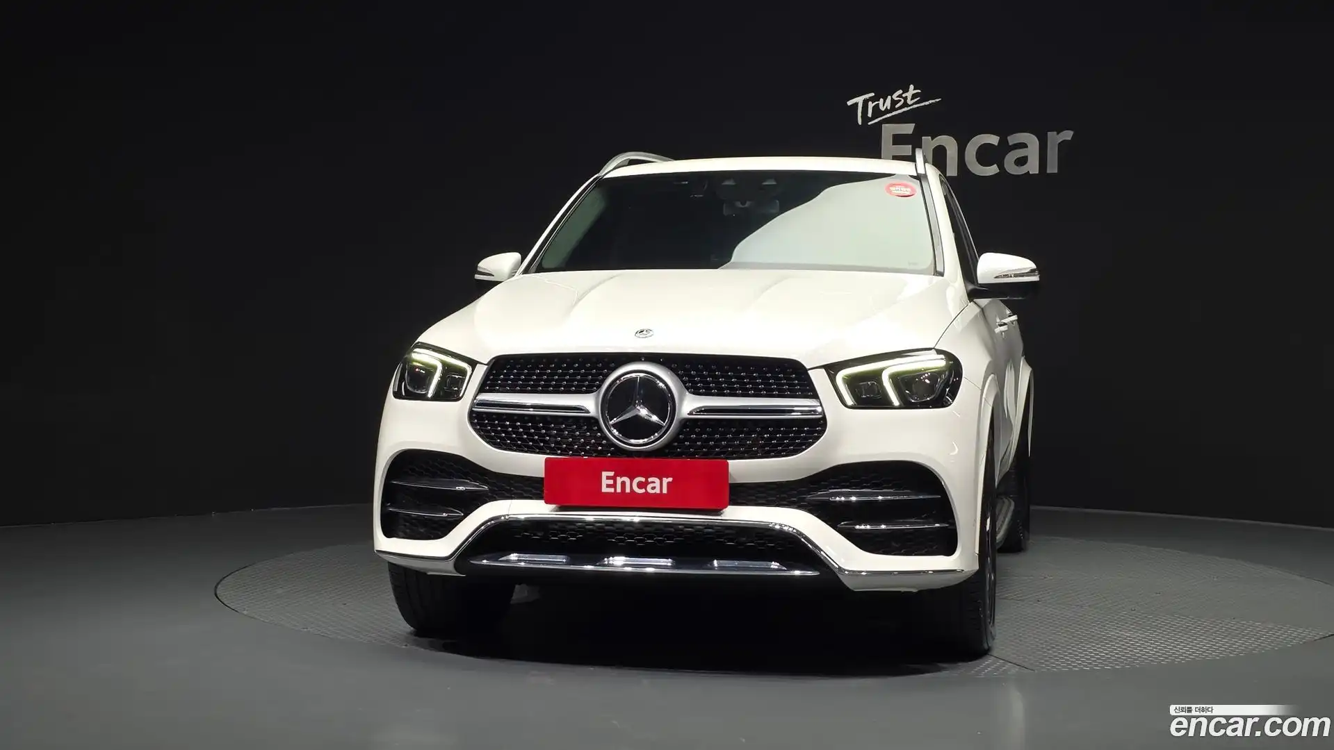 GLE-Class Mercedes-Benz 2019.11-OUTER-003