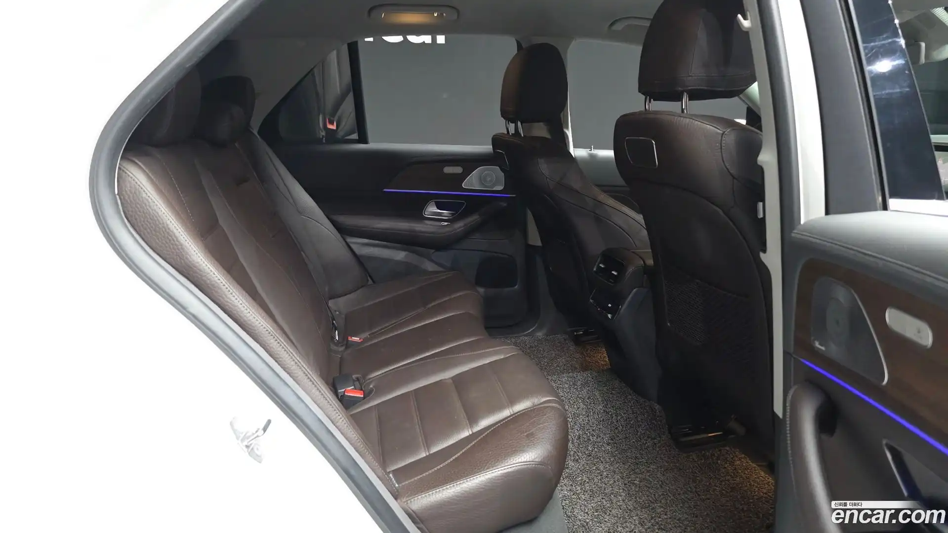 GLE-Class Mercedes-Benz 2019.11-OPTION-016
