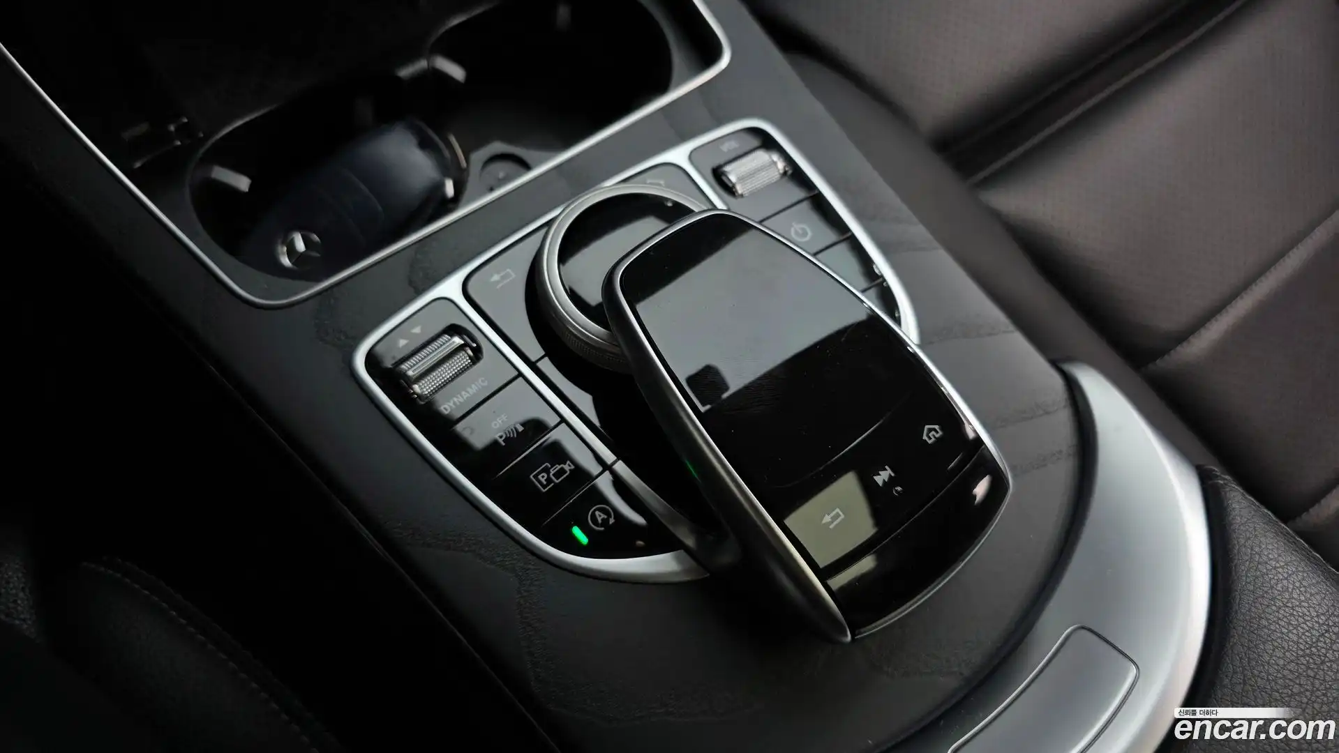 C-Class Mercedes-Benz 2019.6-OPTION-044