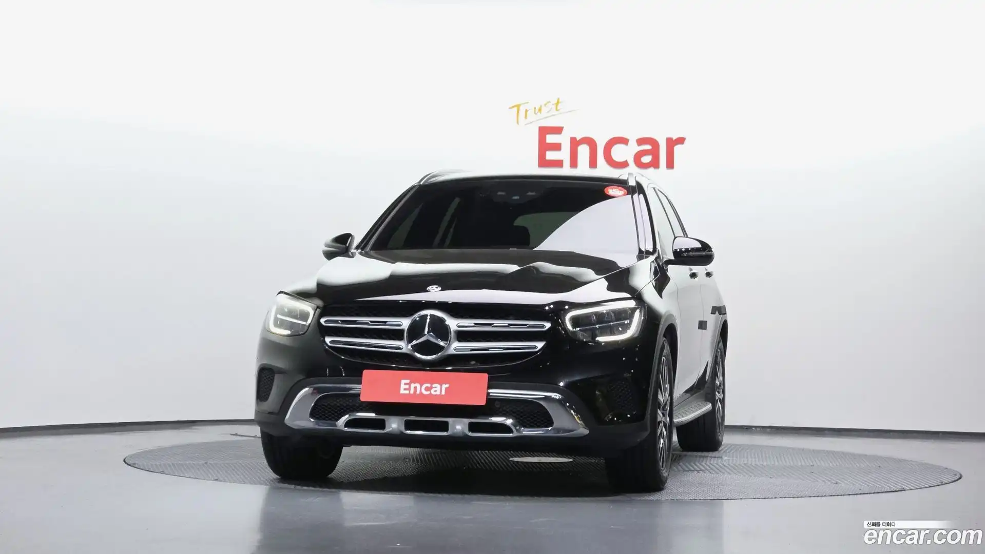 GLC-Class Mercedes-Benz 2020.0-OUTER-003