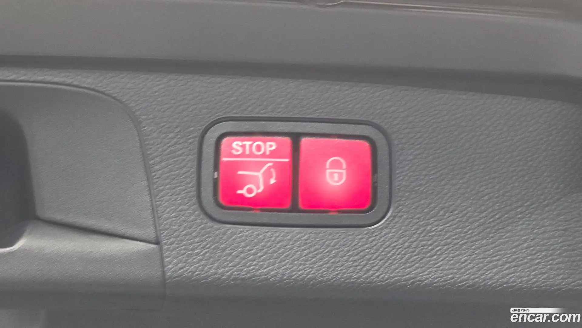 GLC-Class Mercedes-Benz 2020.0-OPTION-044