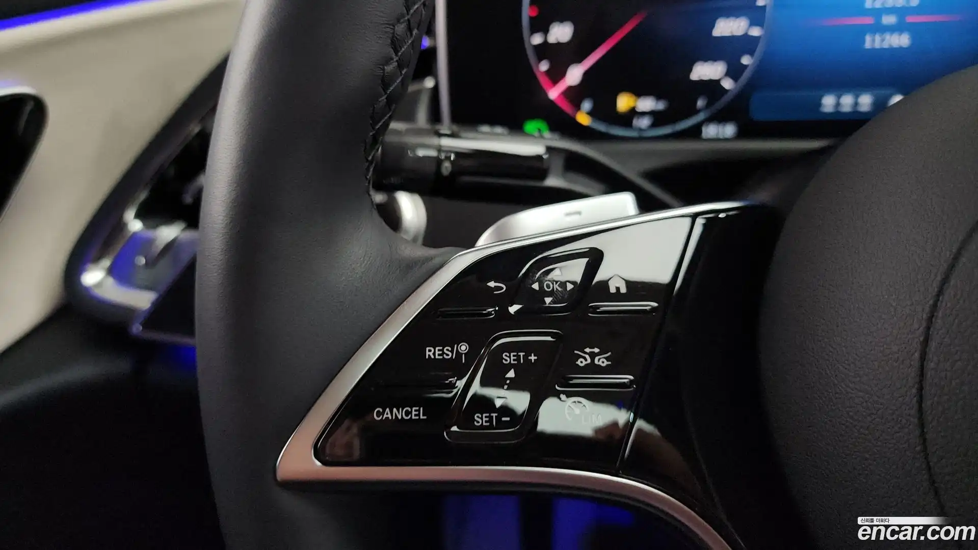 E-Class Mercedes-Benz 2025.3-OPTION-023