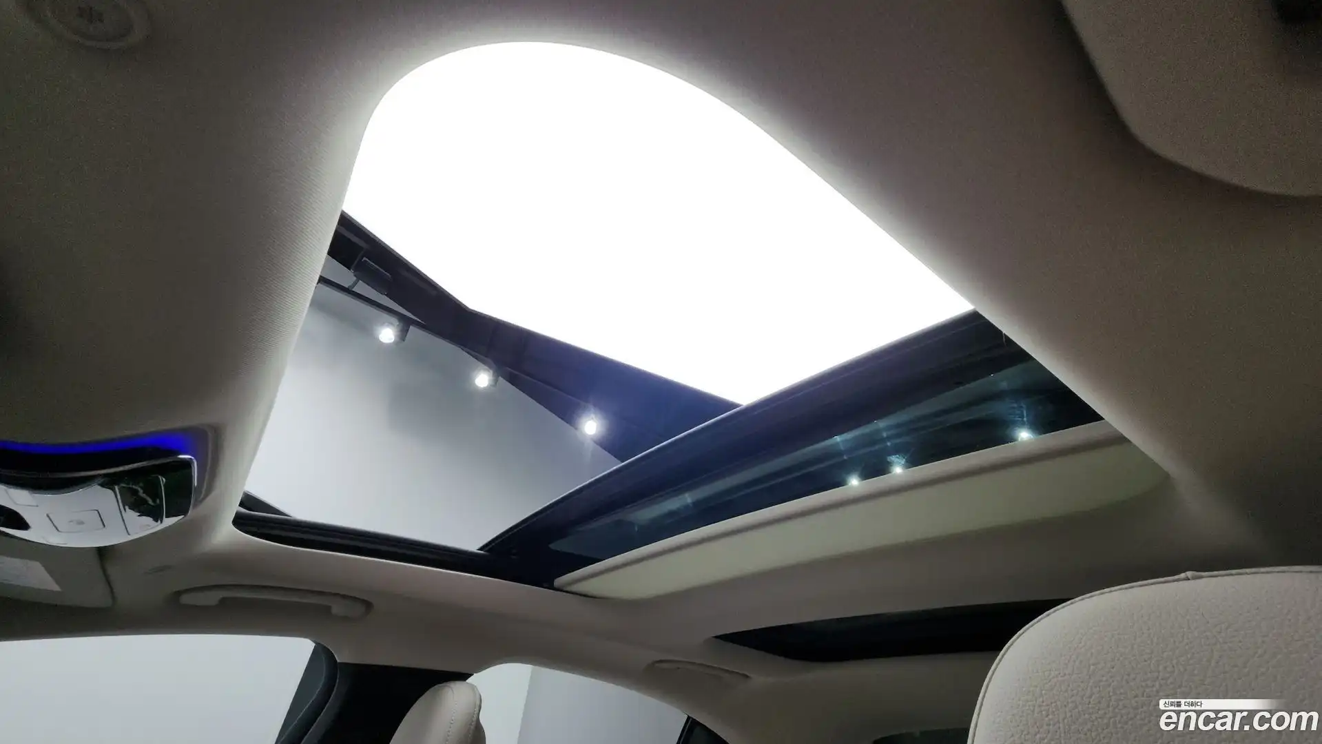 E-Class Mercedes-Benz 2025.3-OPTION-024