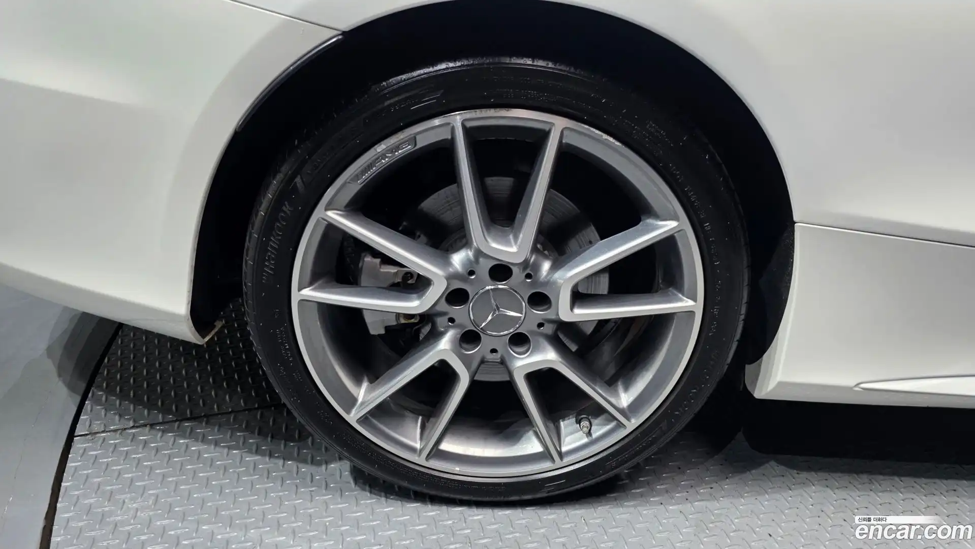 C-Class Mercedes-Benz 2018.2-OUTER-005