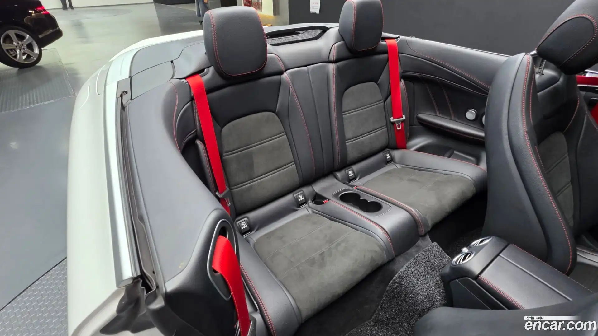 C-Class Mercedes-Benz 2018.2-OPTION-016