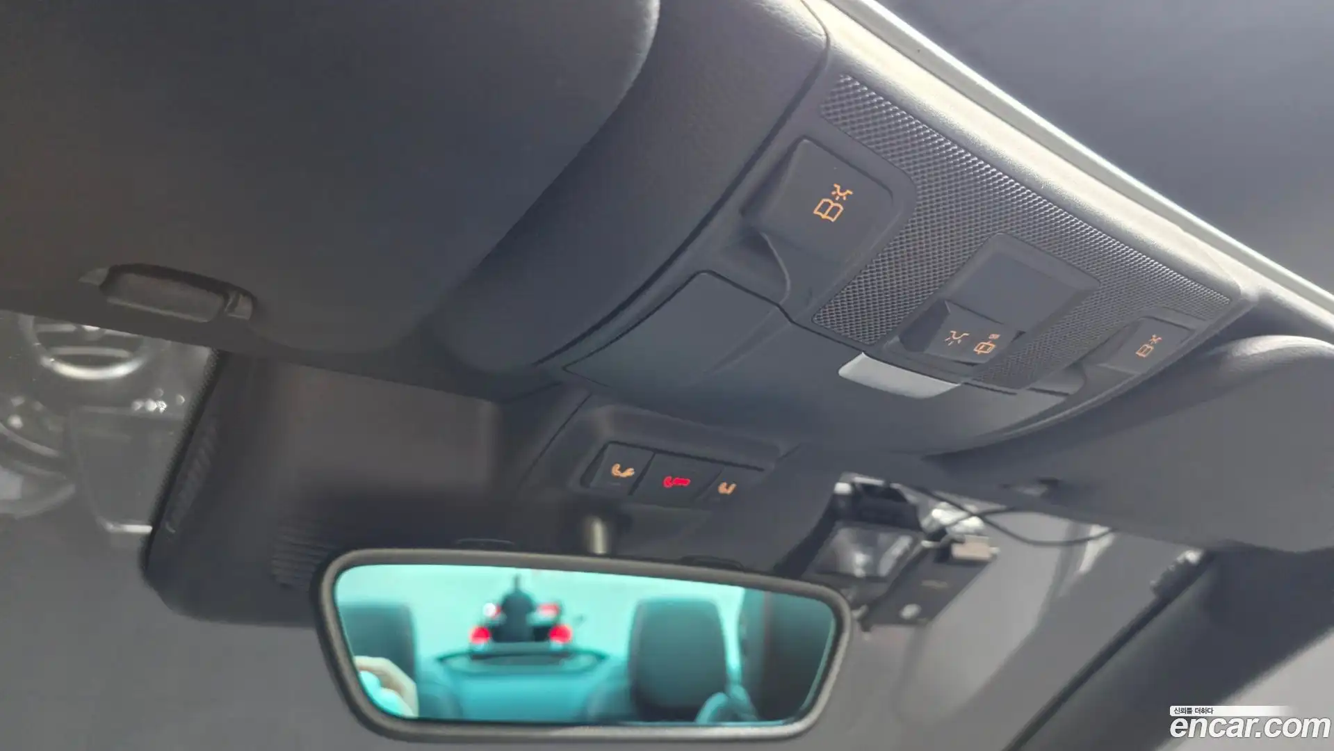 C-Class Mercedes-Benz 2018.2-OPTION-023