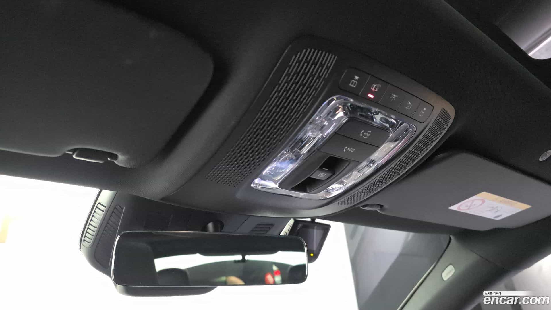 CLA-Class Mercedes-Benz 2024.1-OPTION-040