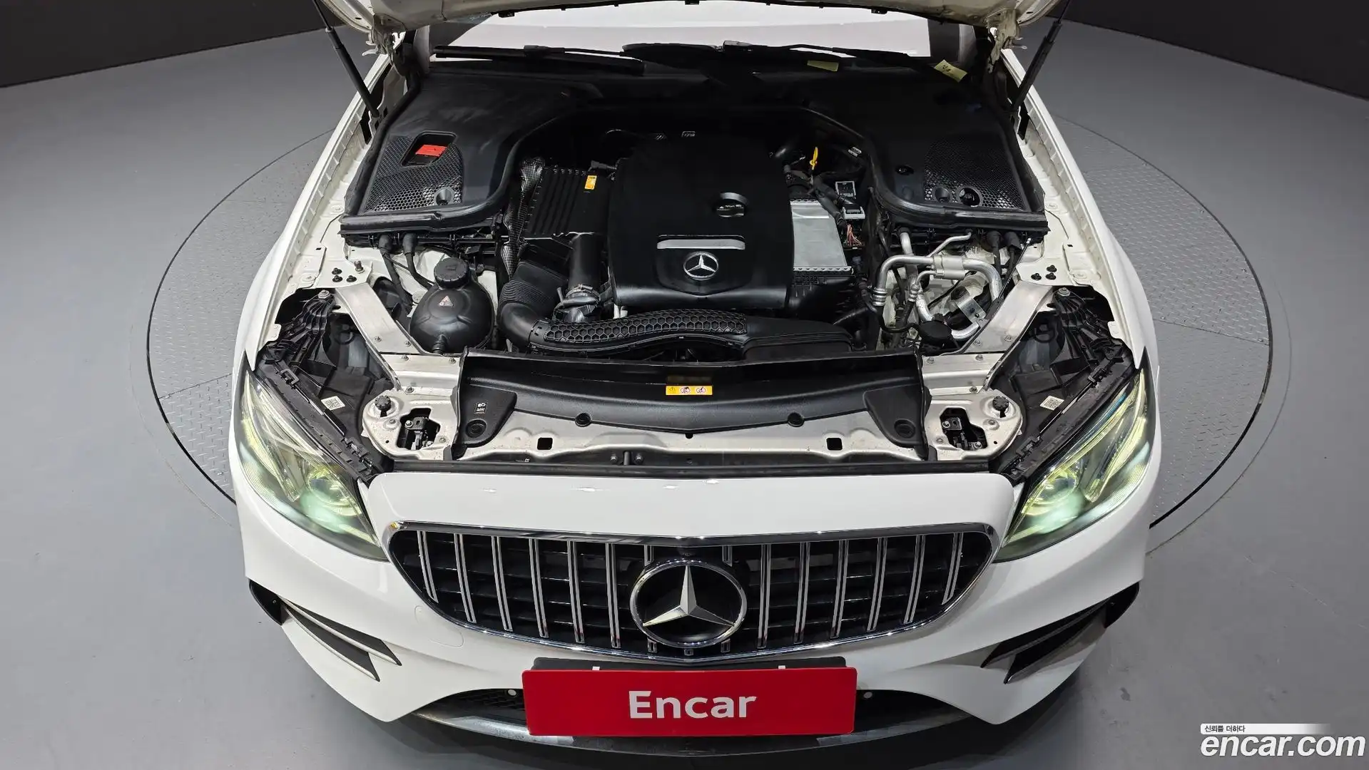 E-Class Mercedes-Benz 2016.8-OUTER-006
