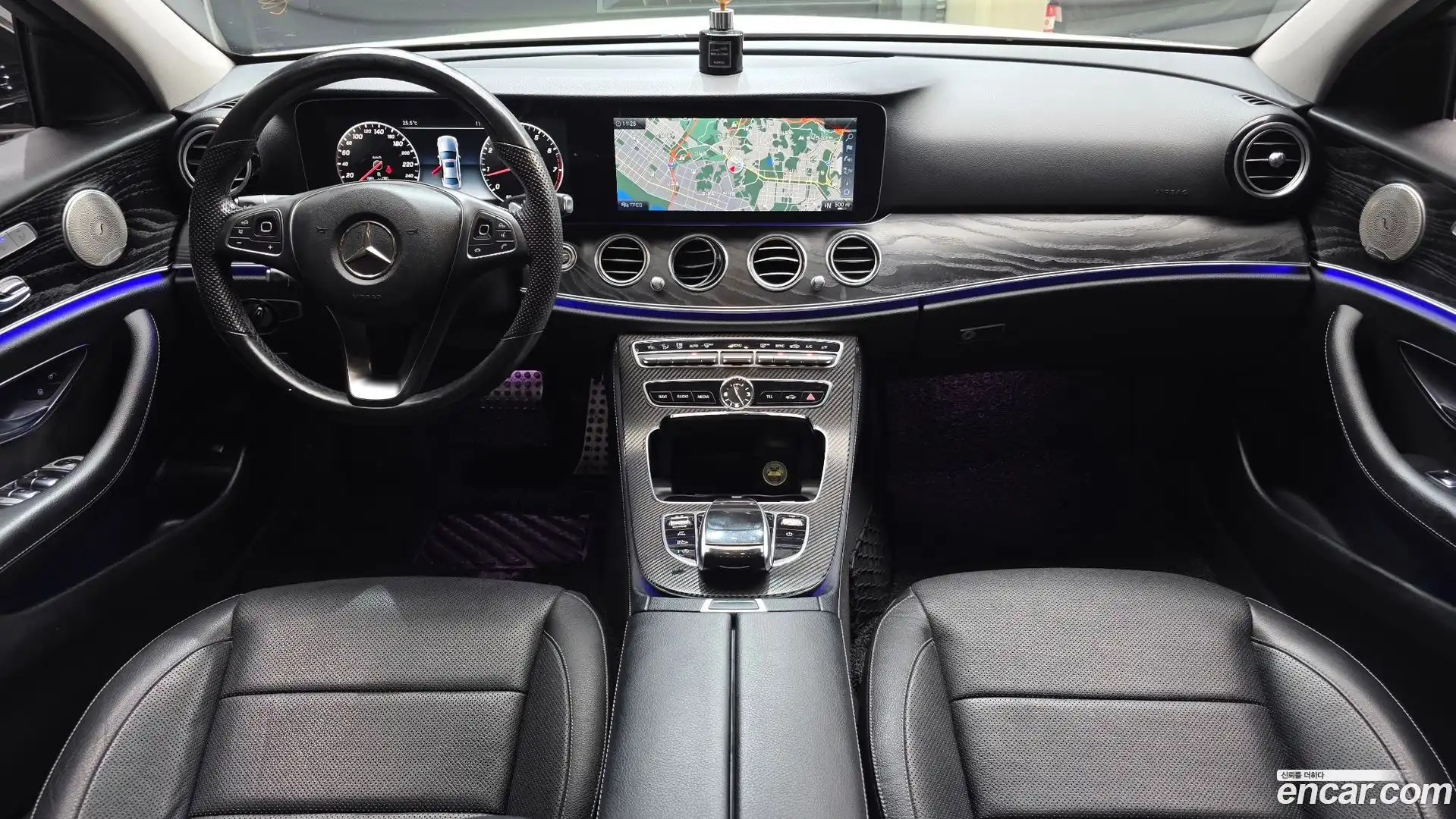 E-Class Mercedes-Benz 2016.8-INNER-007