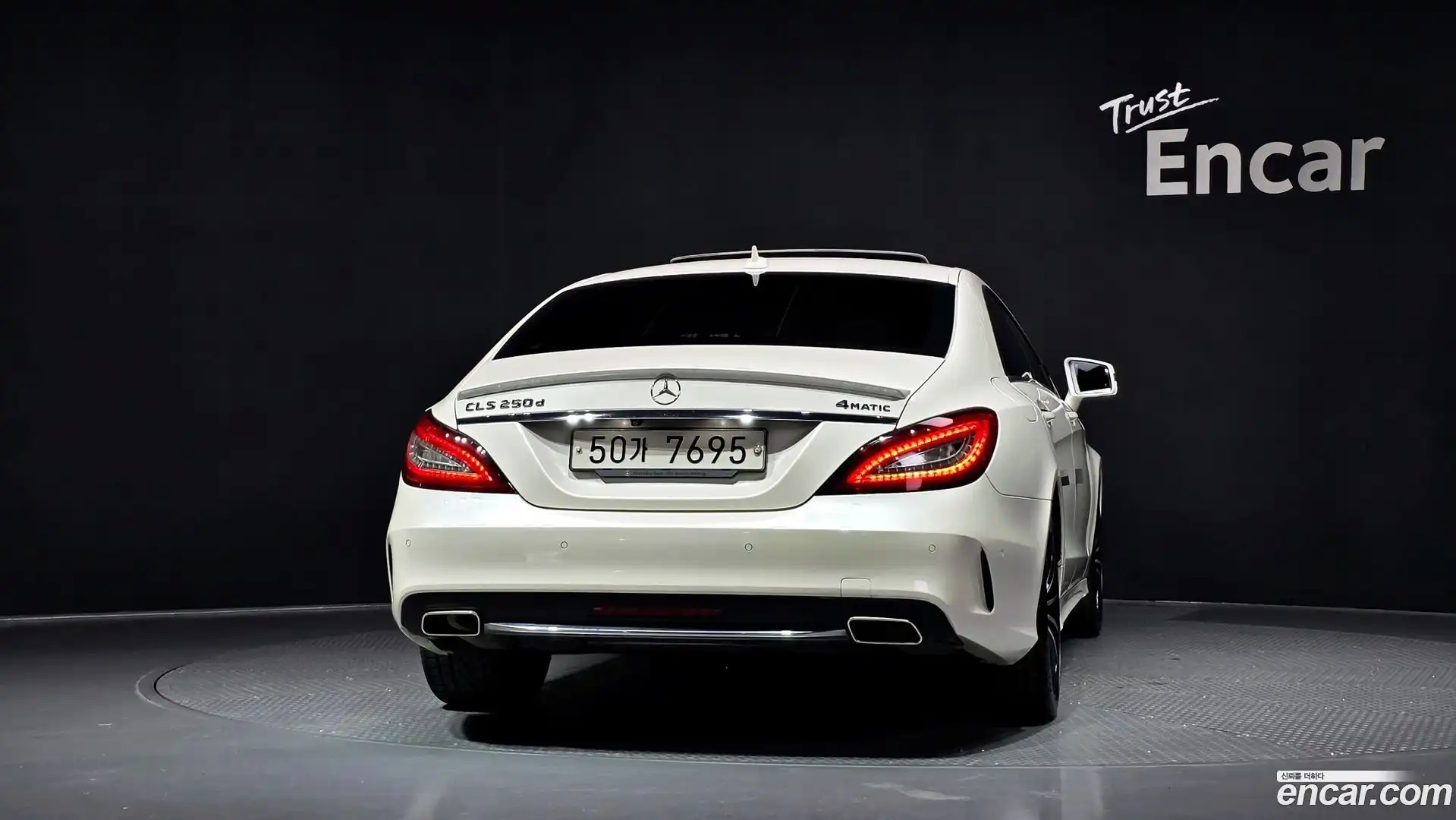 CLS-Class Mercedes-Benz 2017.8-OUTER-004