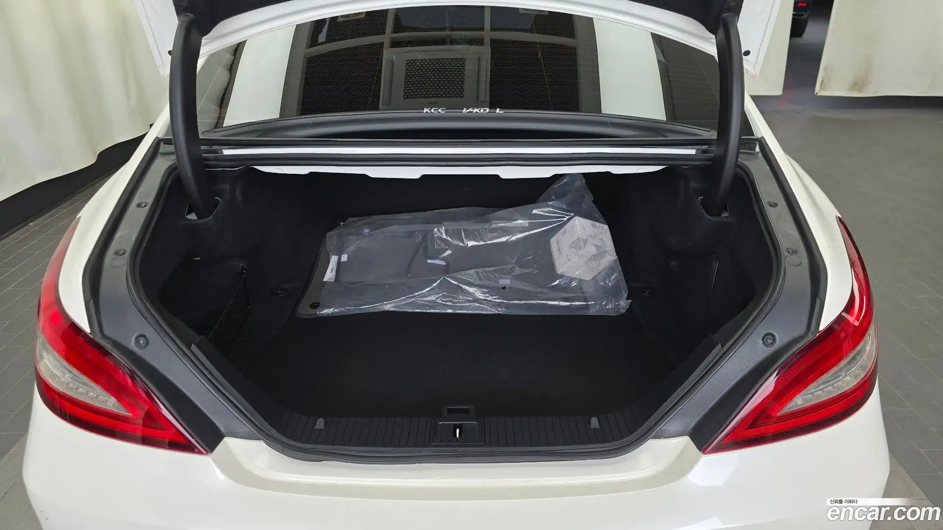 CLS-Class Mercedes-Benz 2017.8-OPTION-024