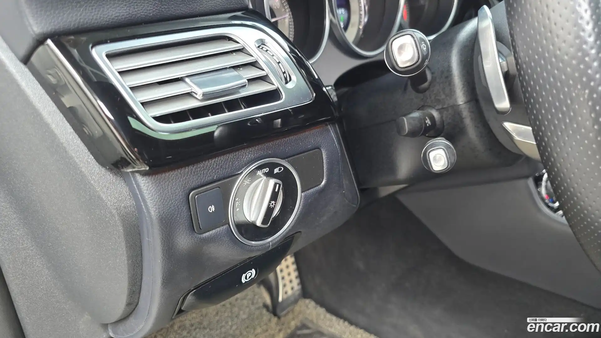 CLS-Class Mercedes-Benz 2017.8-OPTION-041