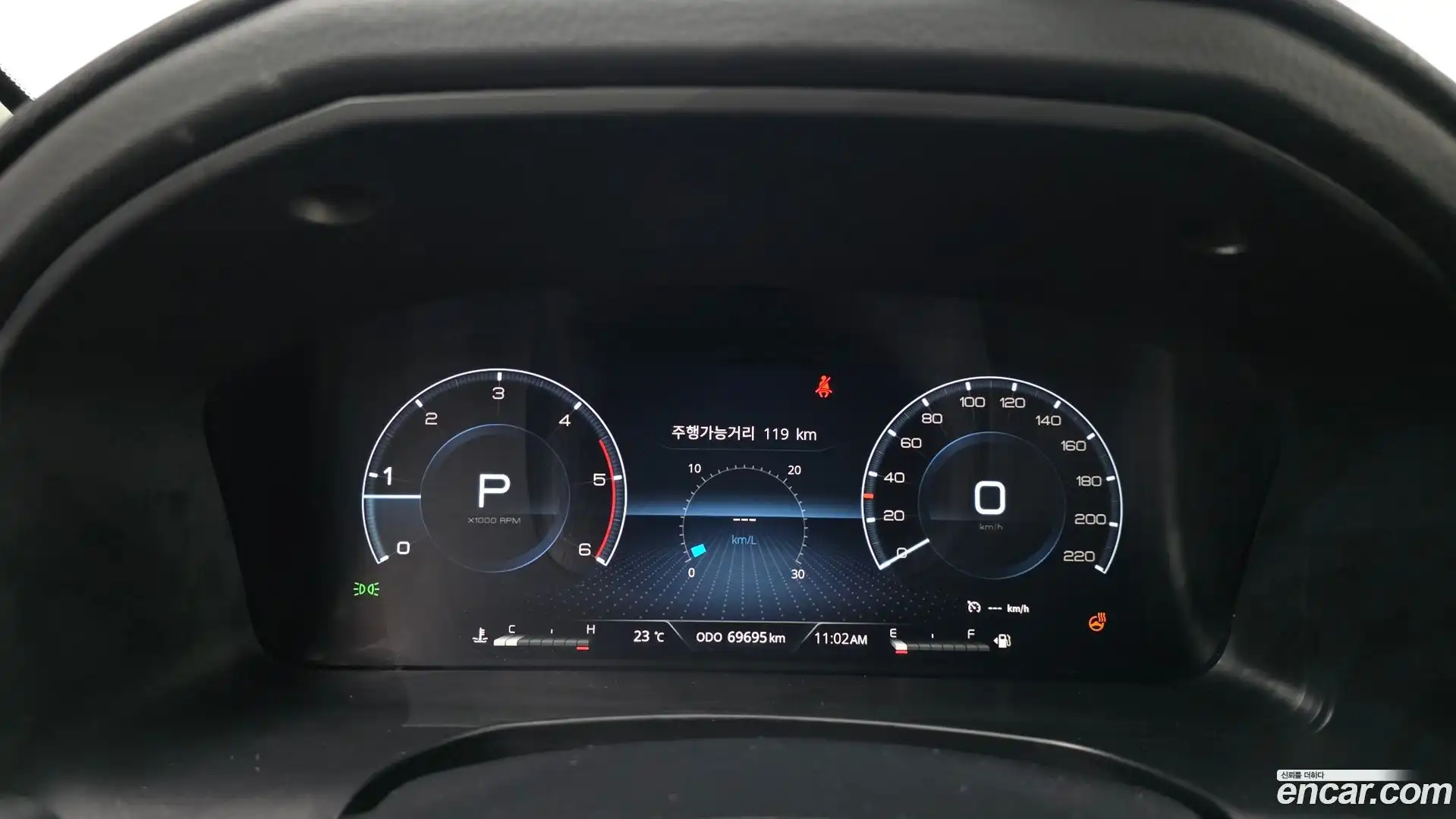 Rexton KG Mobility 2023.2-INNER-008