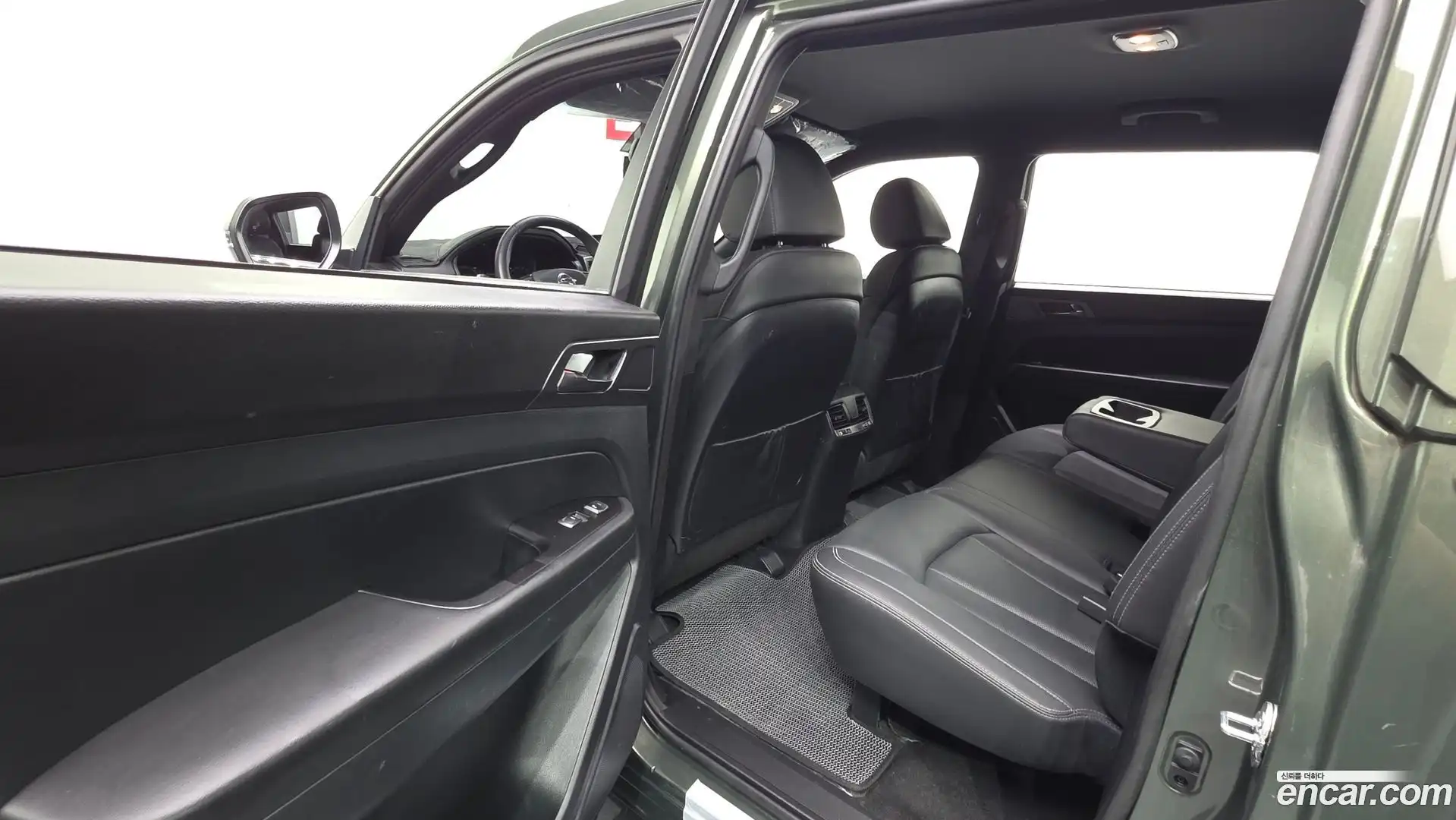 Rexton KG Mobility 2023.2-OPTION-016