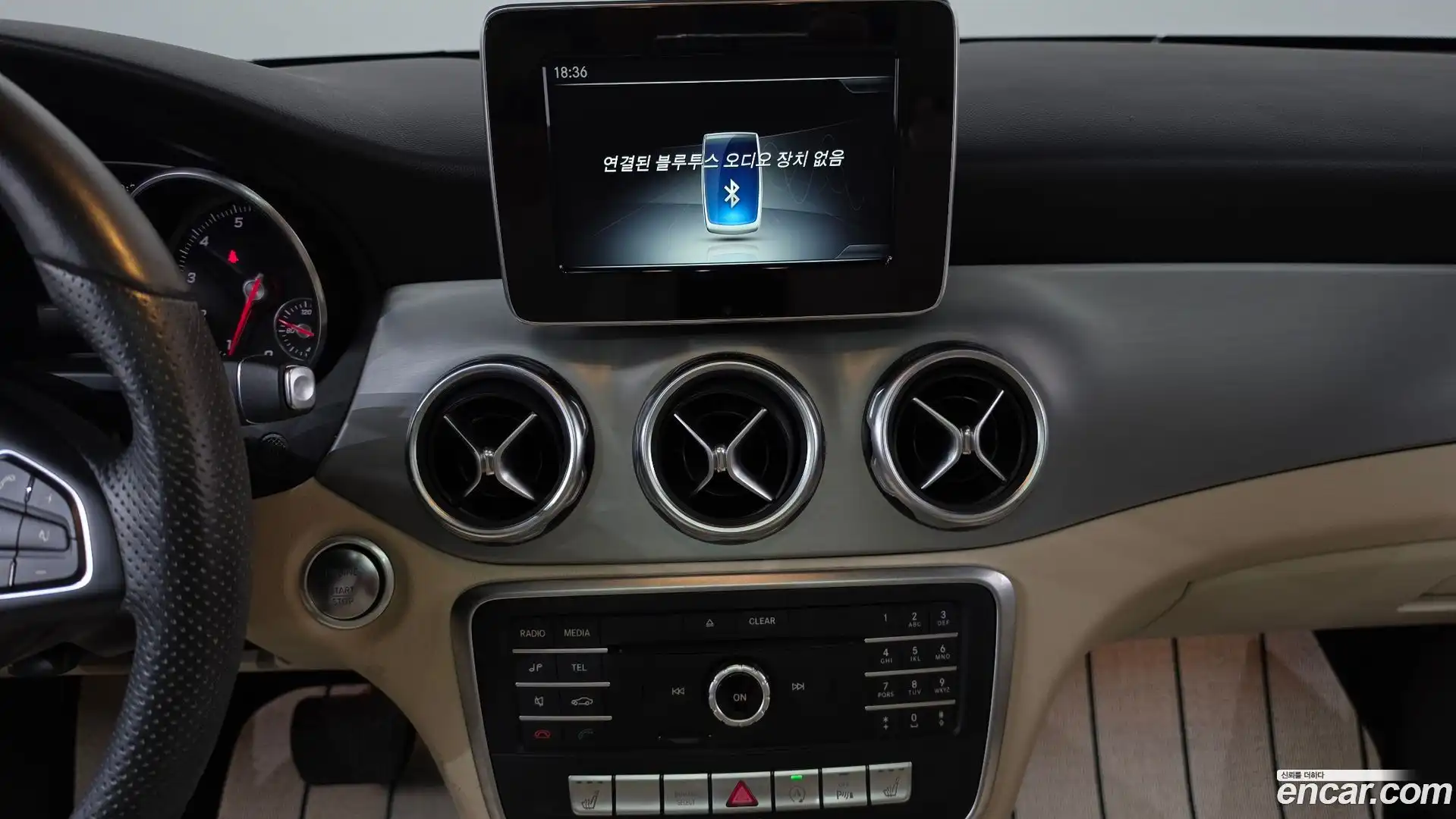 GLA-Class Mercedes-Benz 2019.6-OPTION-016