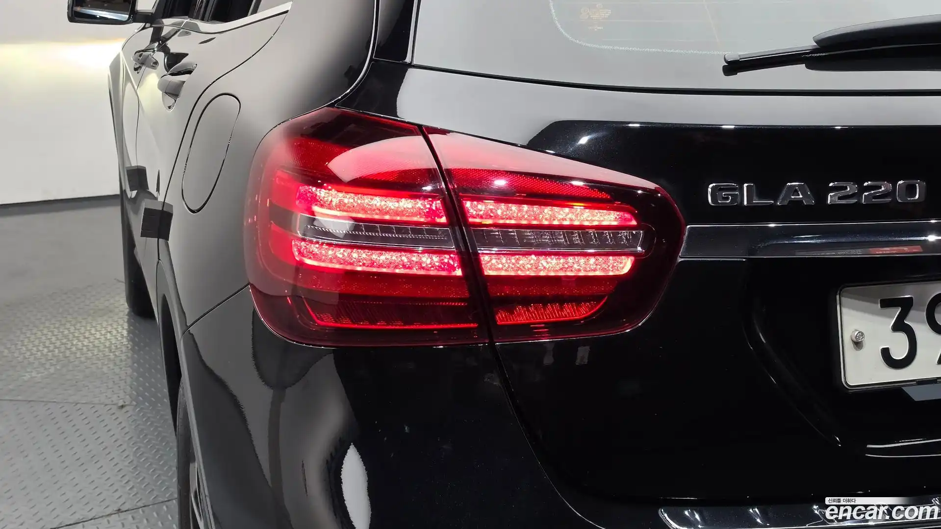 GLA-Class Mercedes-Benz 2019.6-OUTER-033