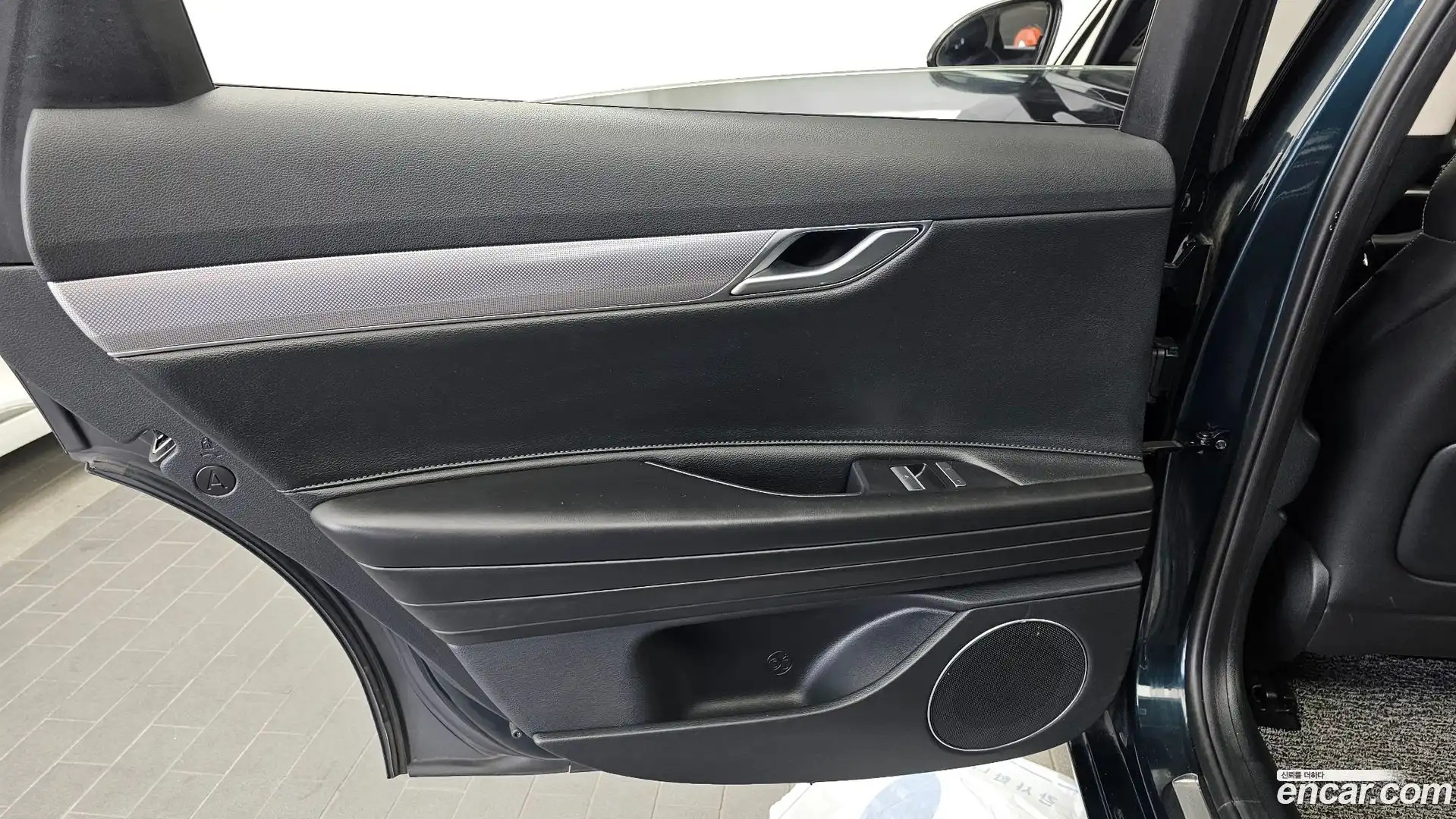 G80 Genesis 2021.5-INNER-035