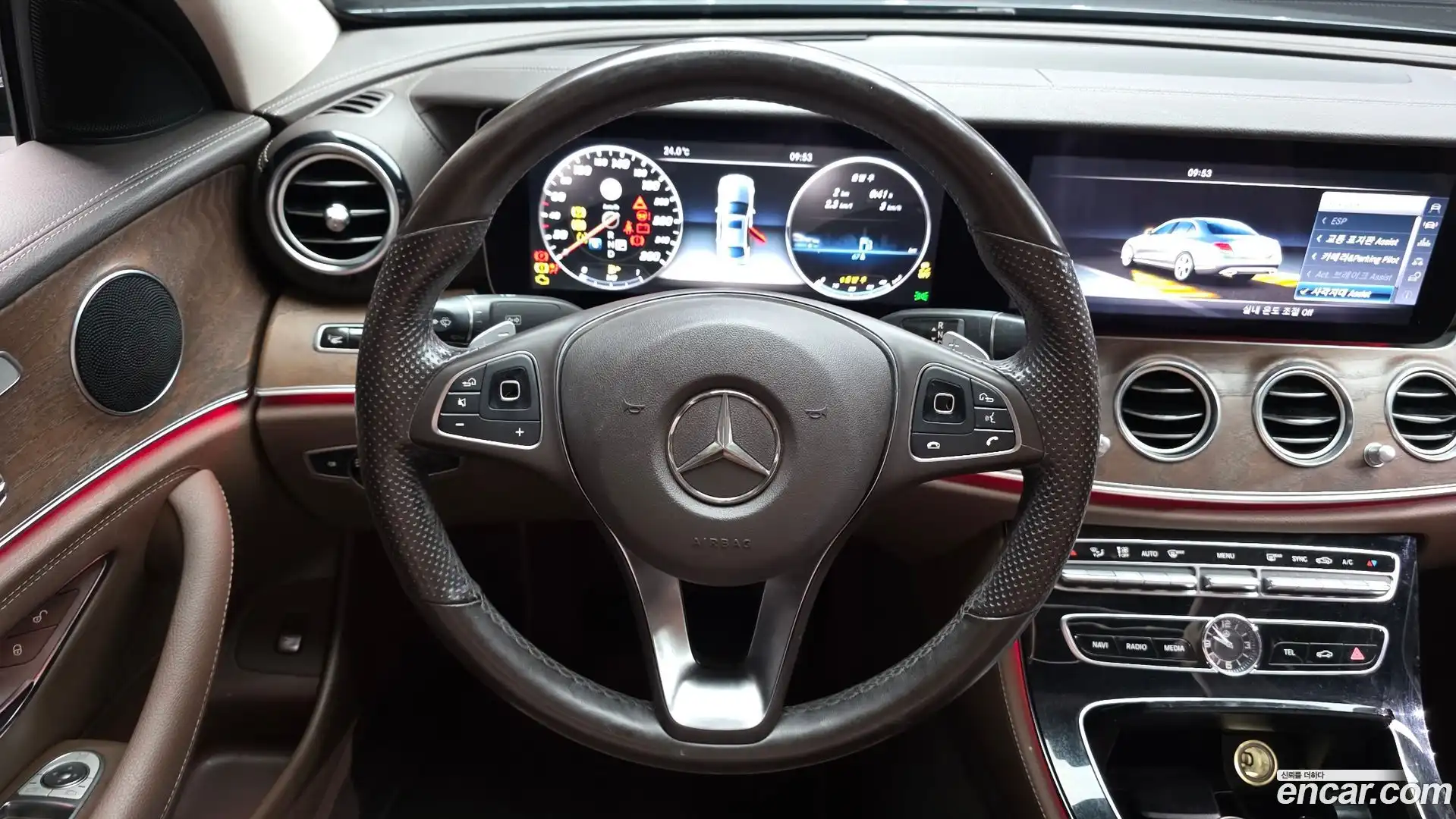 E-Class Mercedes-Benz 2016.11-OPTION-017