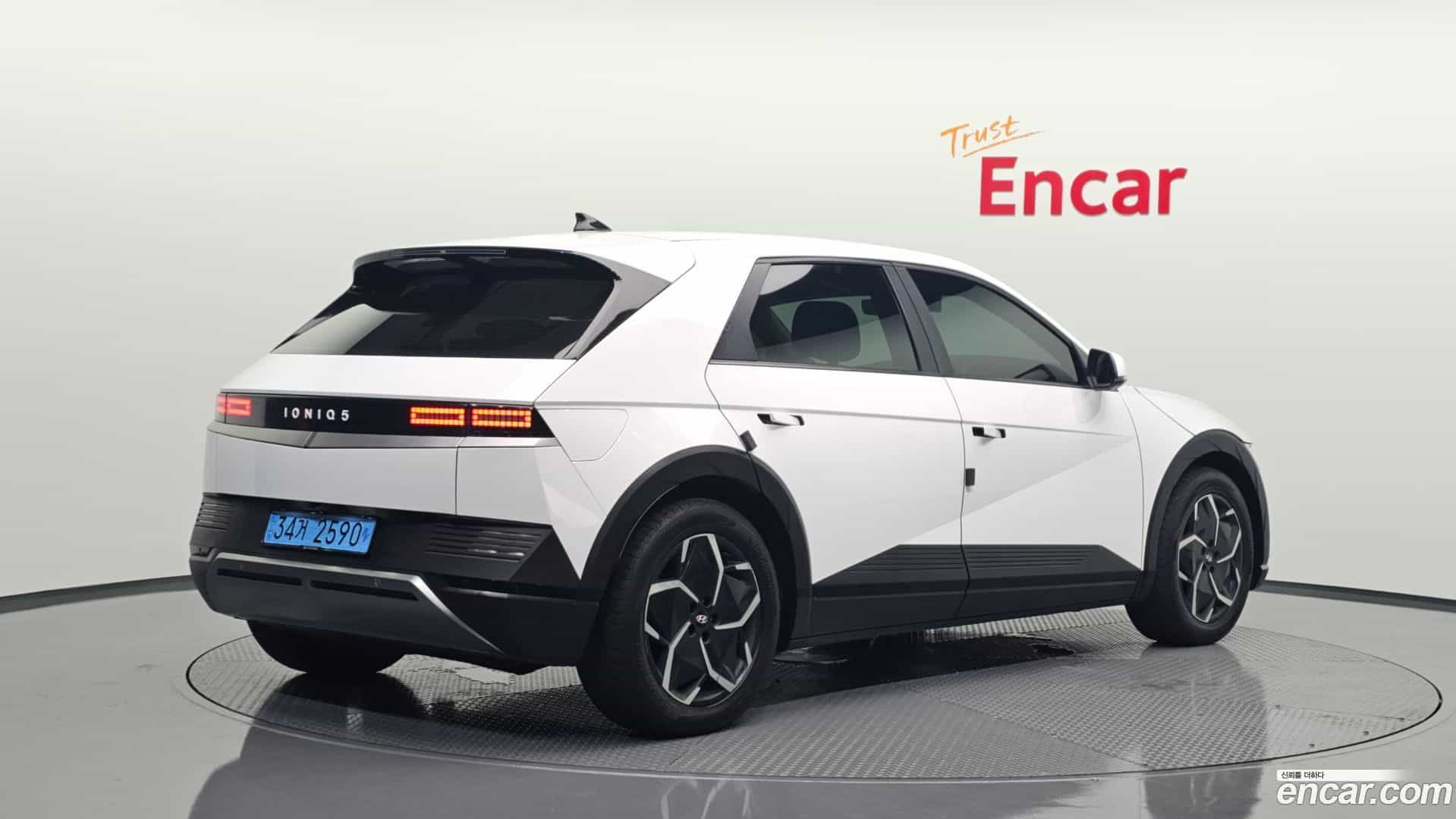 Ioniq5 Hyundai 2023.1-OUTER-002