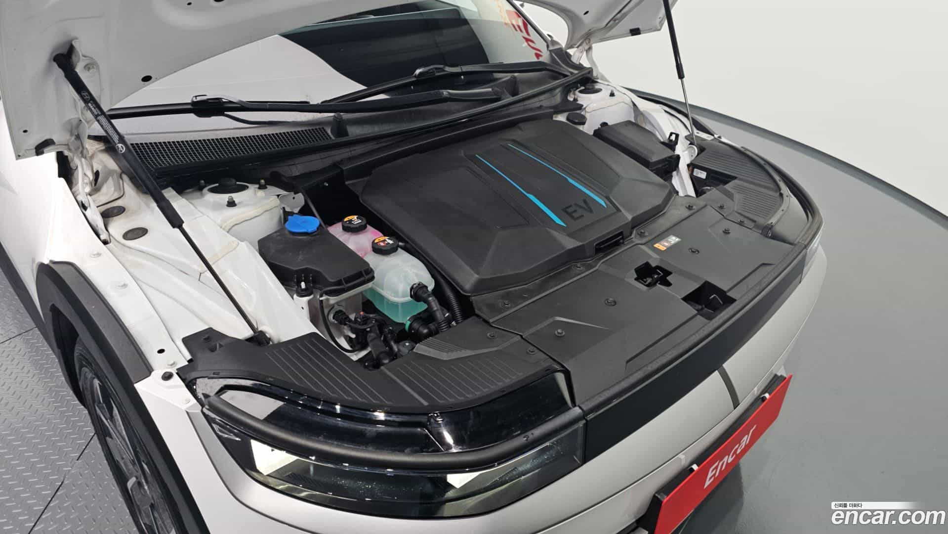 Ioniq5 Hyundai 2023.1-OUTER-006
