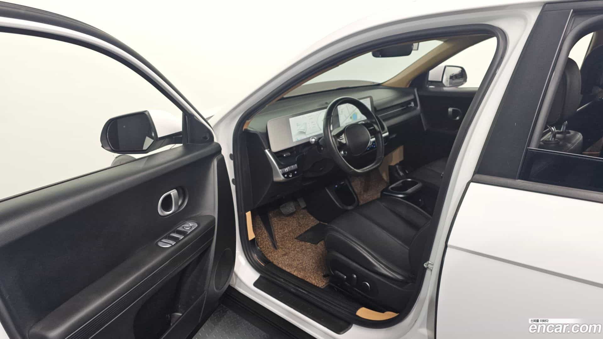 Ioniq5 Hyundai 2023.1-INNER-010