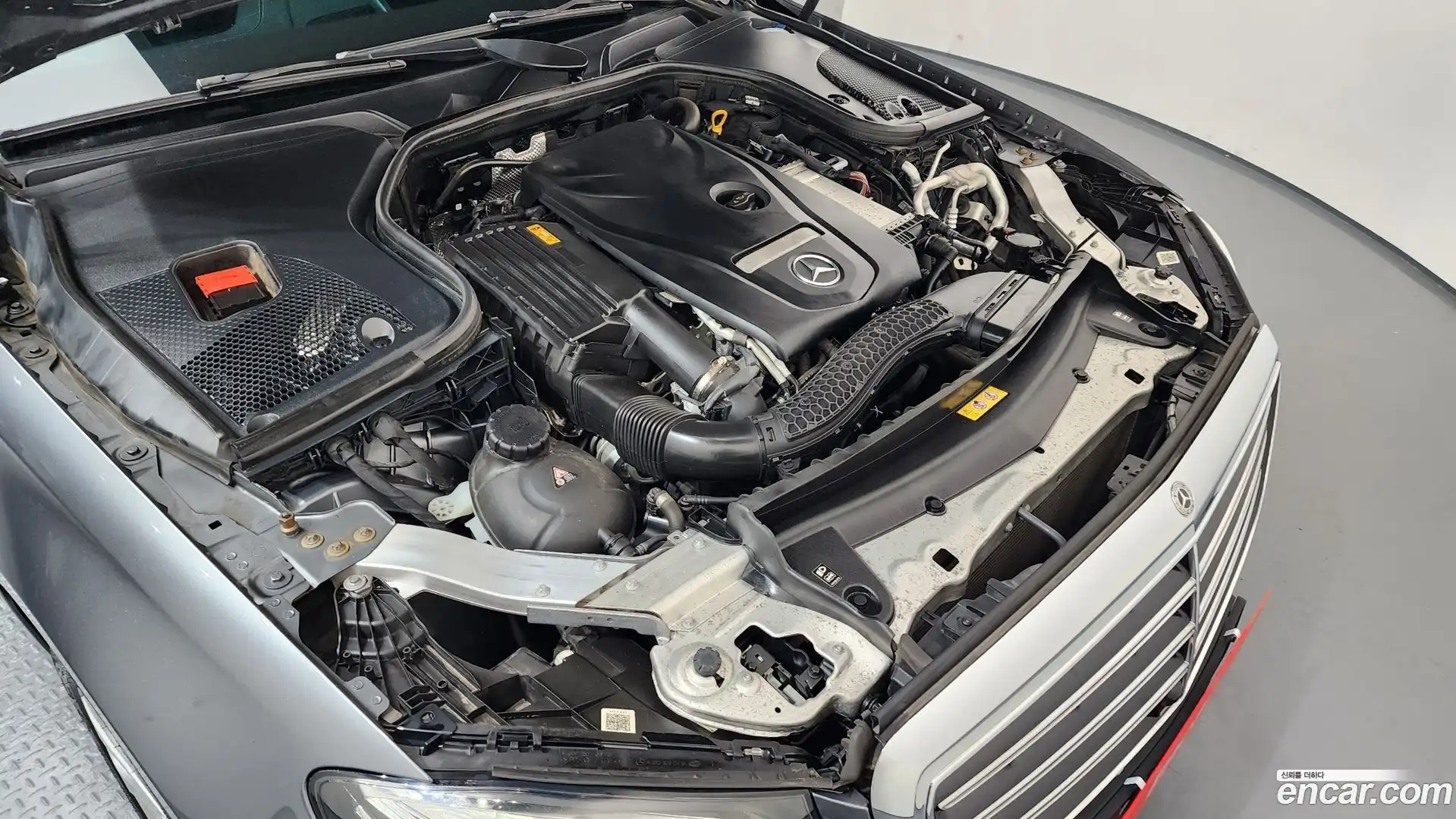 E-Class Mercedes-Benz 2019.0-OUTER-006