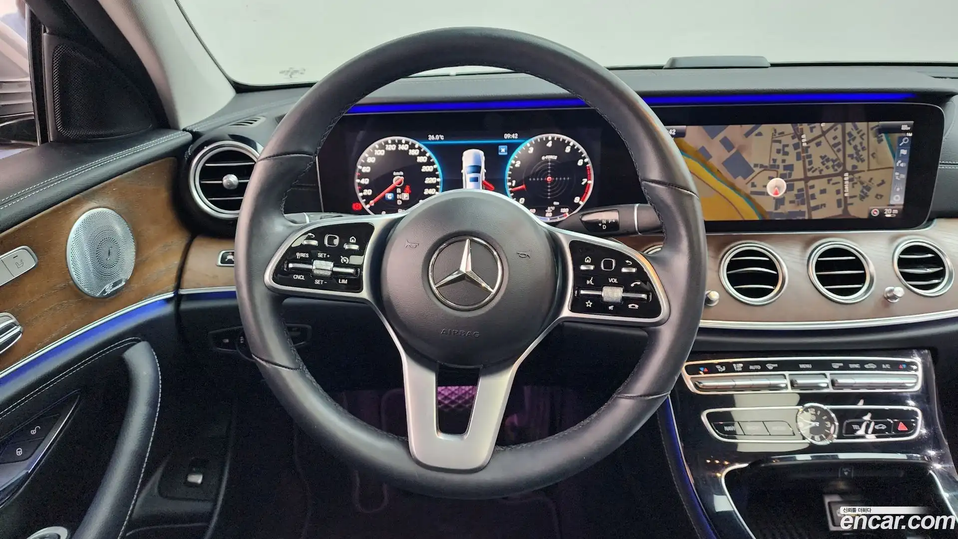 E-Class Mercedes-Benz 2019.0-OPTION-017