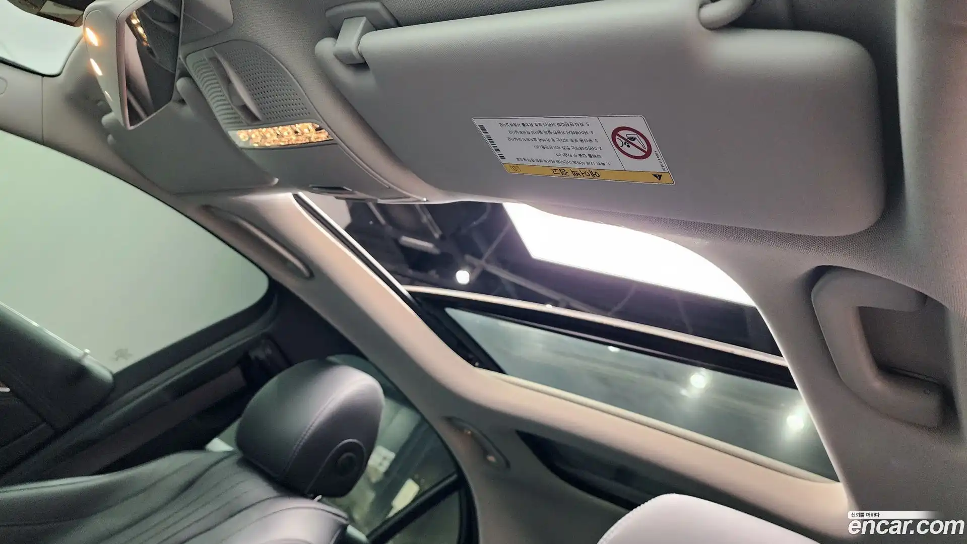 E-Class Mercedes-Benz 2019.0-OPTION-021
