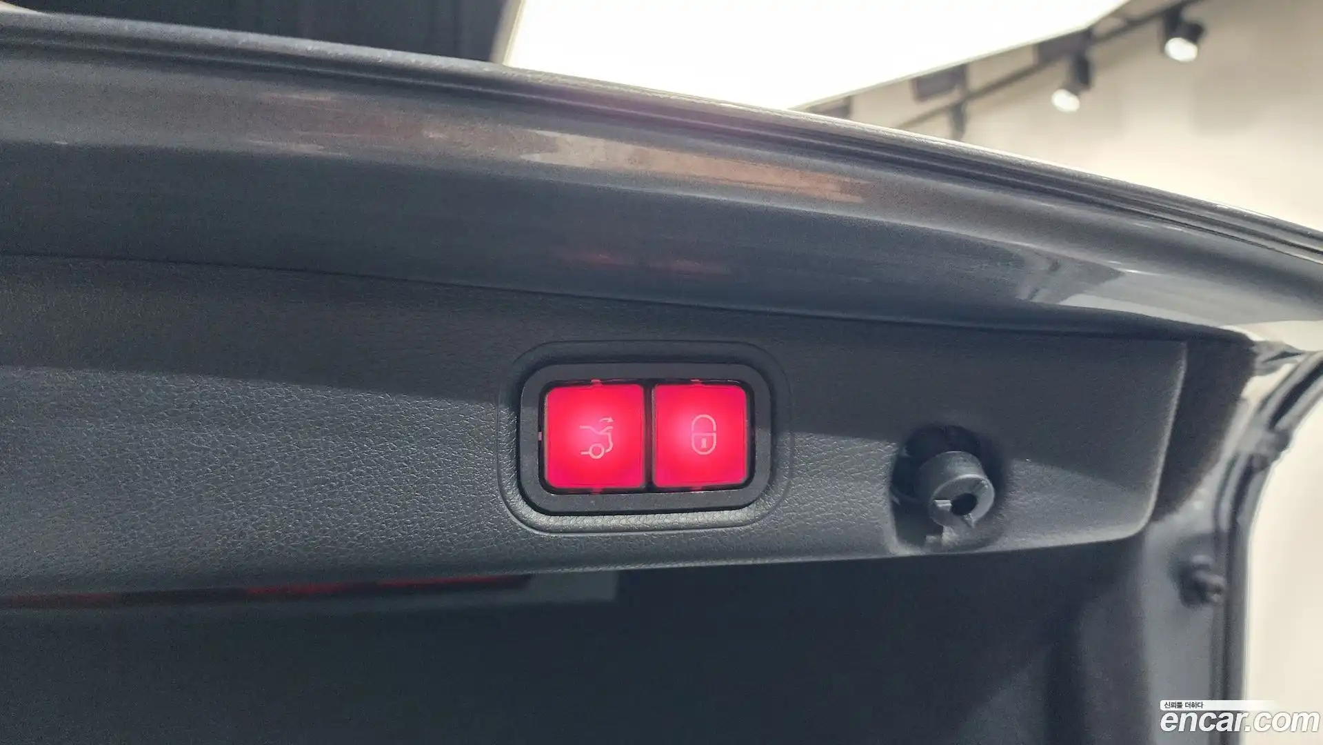E-Class Mercedes-Benz 2019.0-OPTION-022