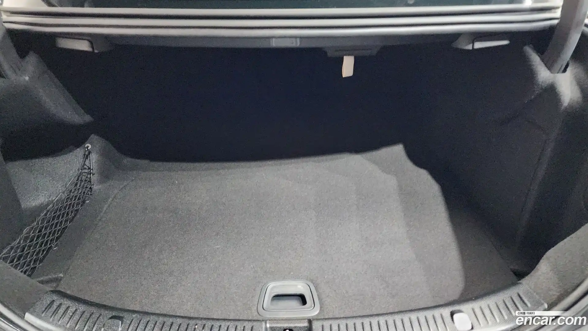 E-Class Mercedes-Benz 2019.0-OPTION-023