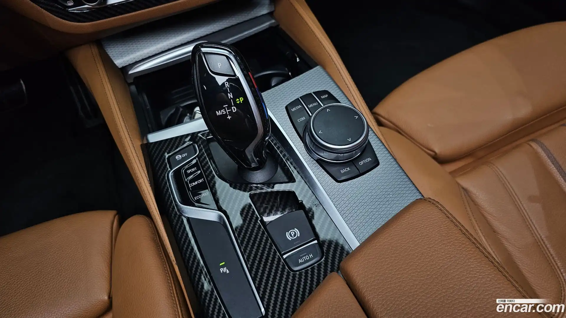5-Series BMW 2017.11-INNER-009