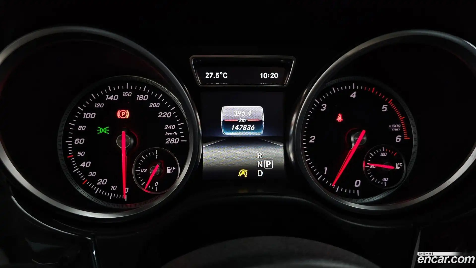GLE-Class Mercedes-Benz 2016.9-INNER-008
