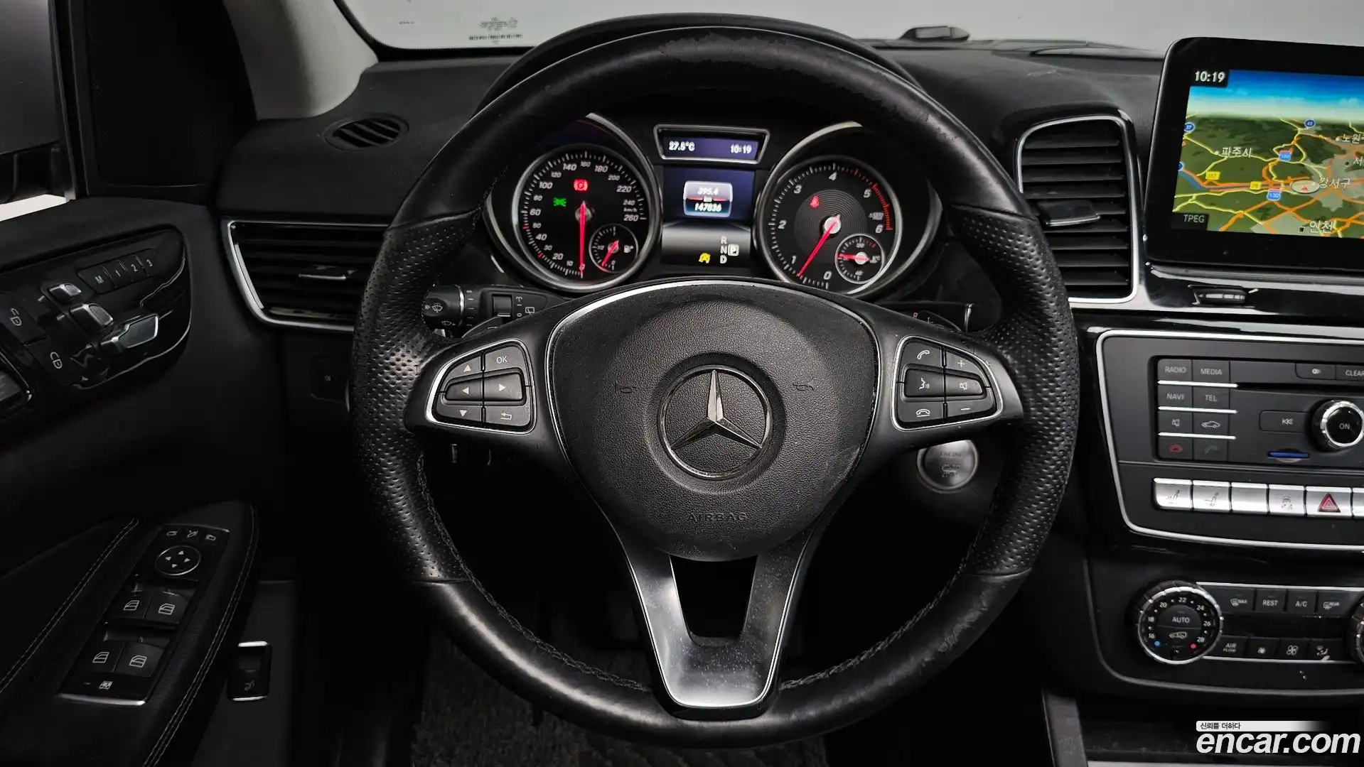 GLE-Class Mercedes-Benz 2016.9-OPTION-017