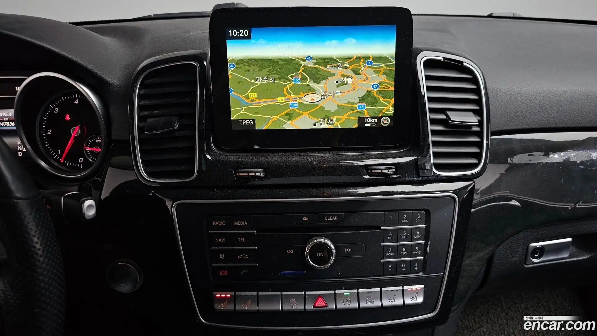 GLE-Class Mercedes-Benz 2016.9-OPTION-018