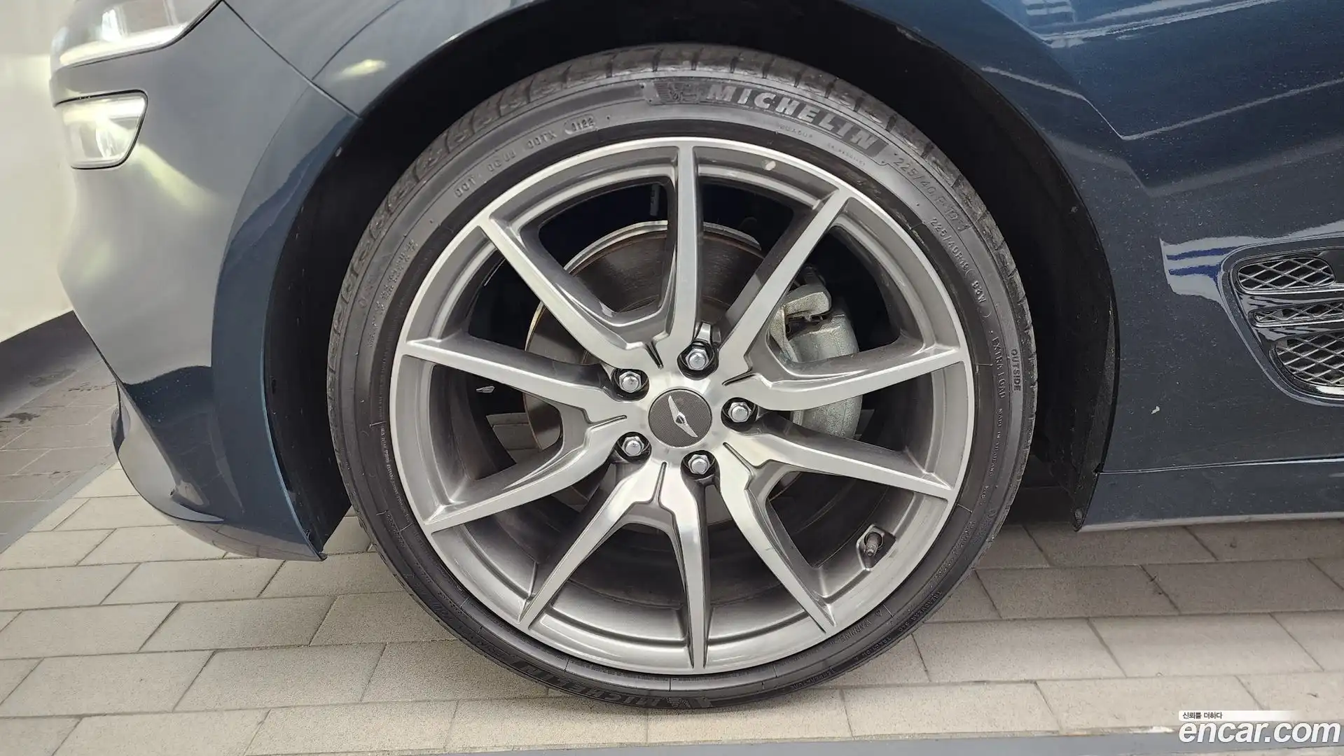 G70 Genesis 2022.4-OUTER-005