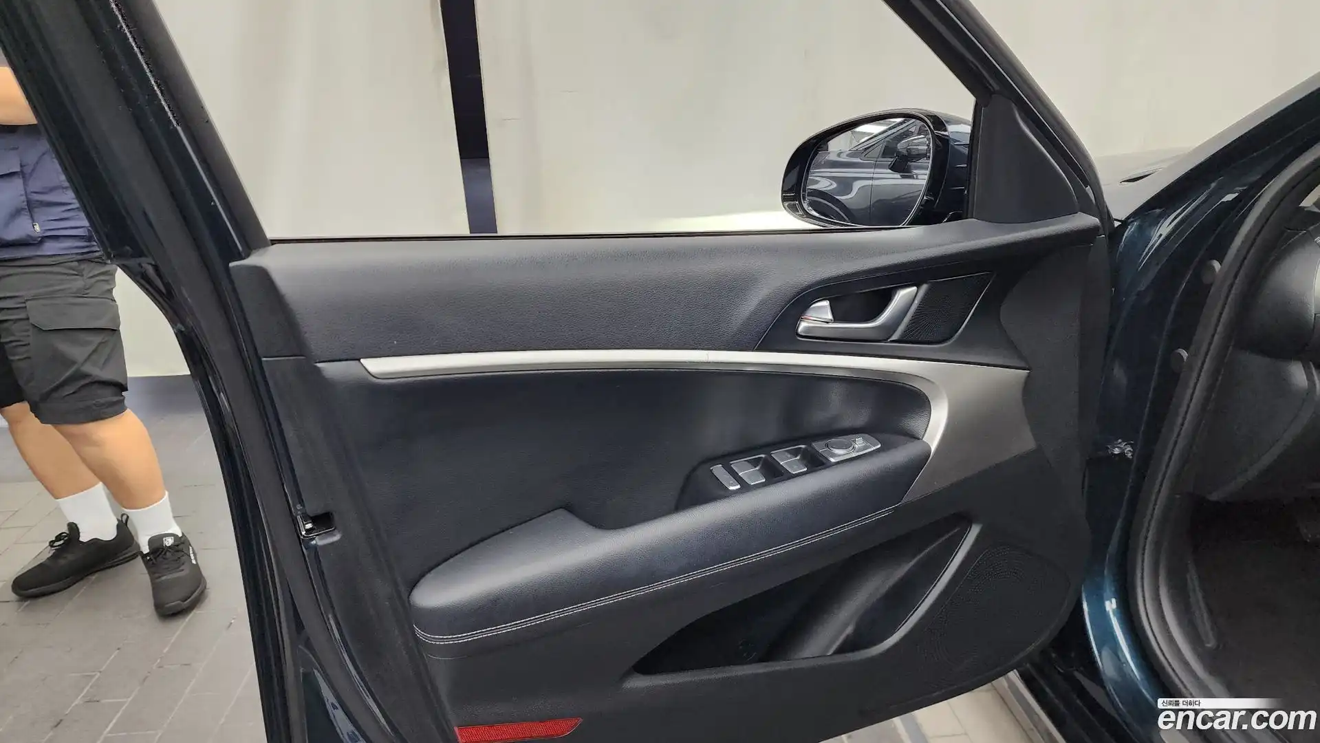 G70 Genesis 2022.4-INNER-034