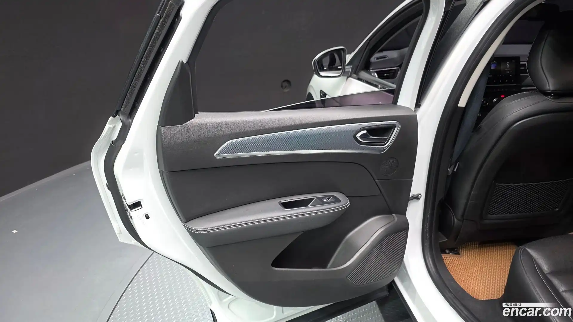 XM3 Renault Korea 2021.10-INNER-035