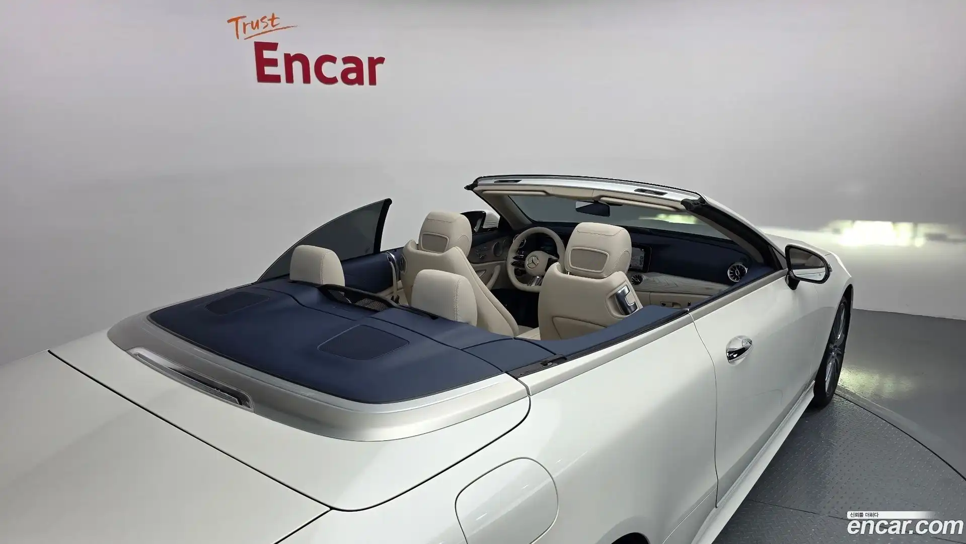 E-Class Mercedes-Benz 2021.5-OPTION-042