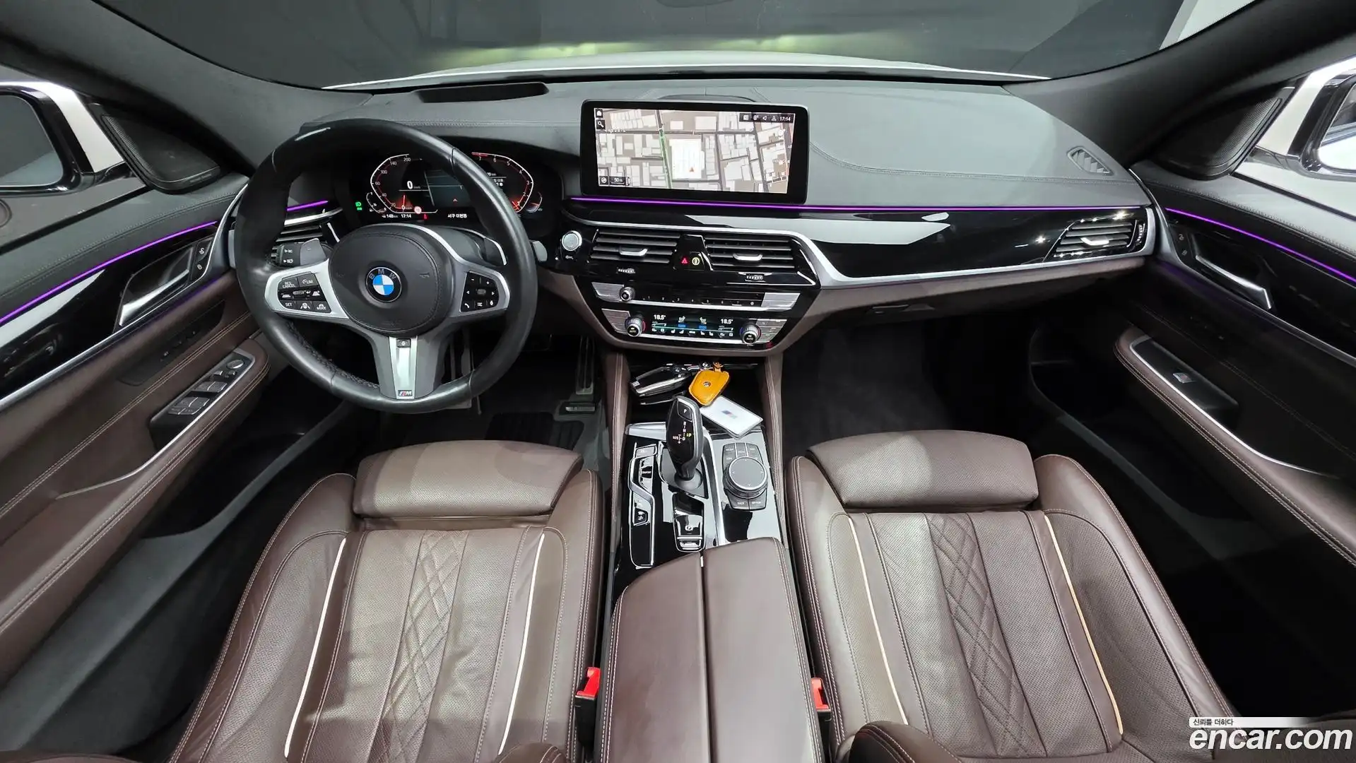 Gran Turismo BMW 2023.1-INNER-007