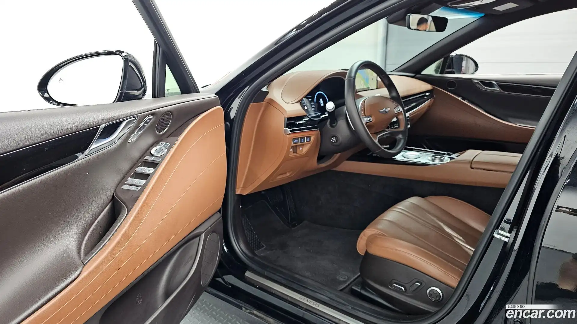 G80 Genesis 2022.7-INNER-010