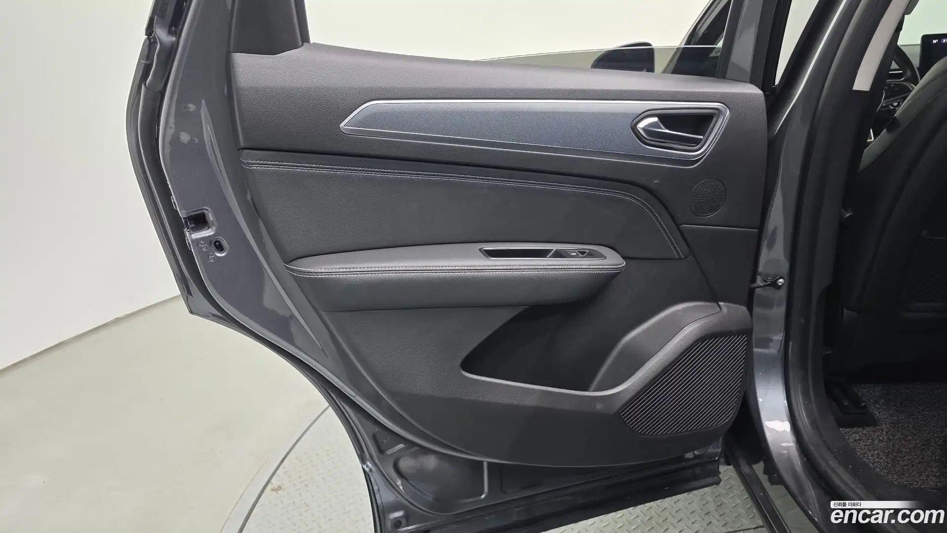 XM3 Renault Korea 2020.11-INNER-035