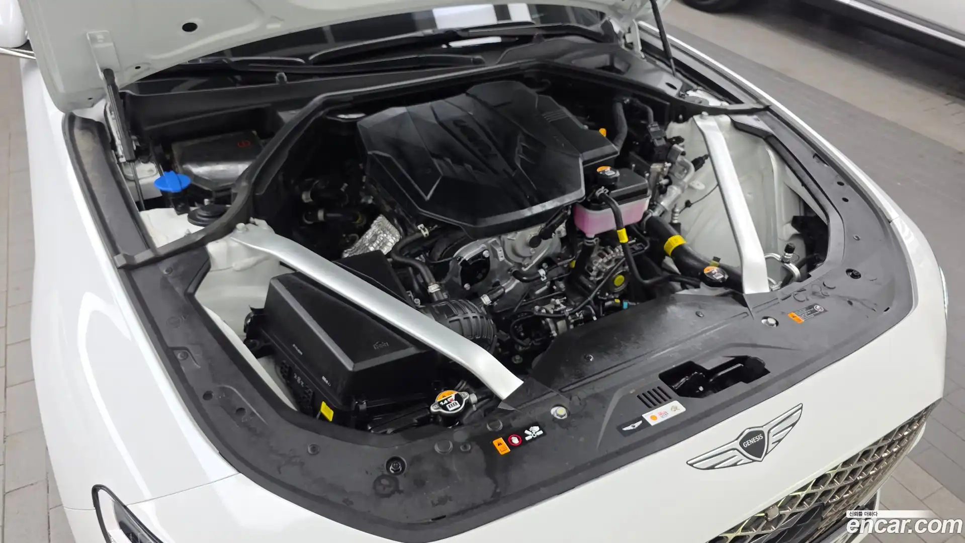 G70 Genesis 2025.1-OUTER-006