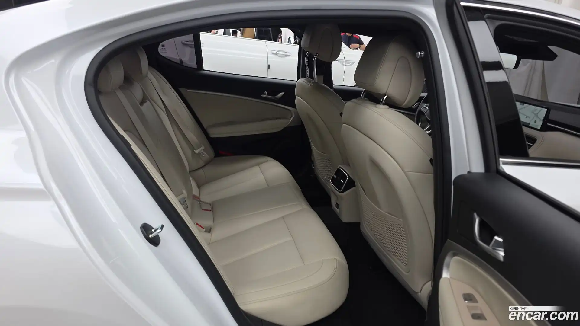 G70 Genesis 2025.1-OPTION-016