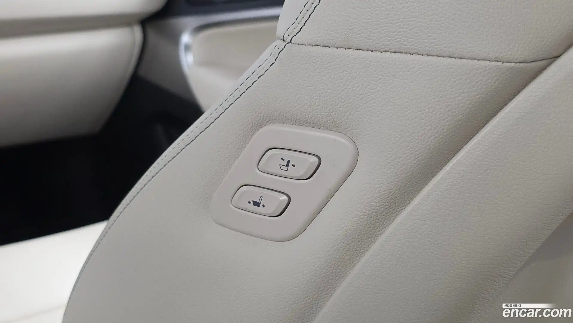 G70 Genesis 2025.1-OPTION-022