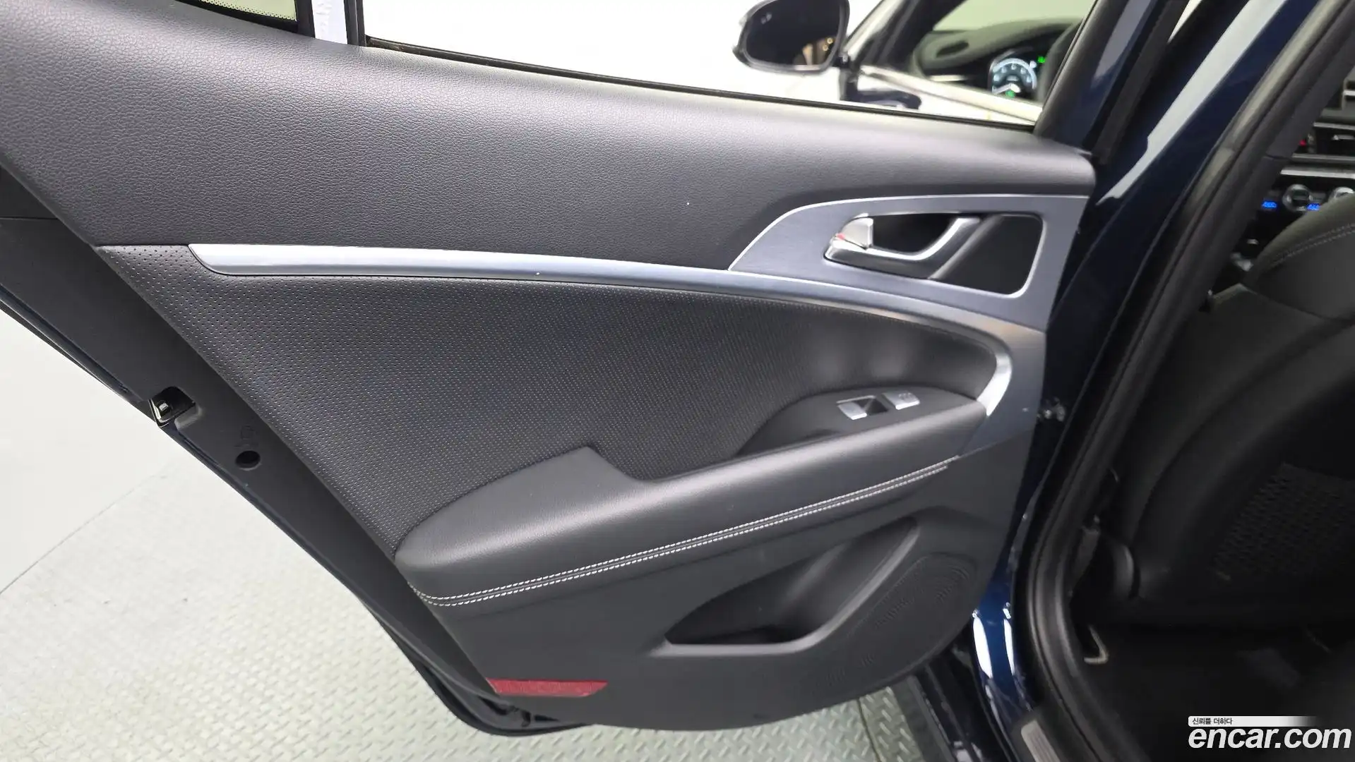 G70 Genesis 2019.9-INNER-035